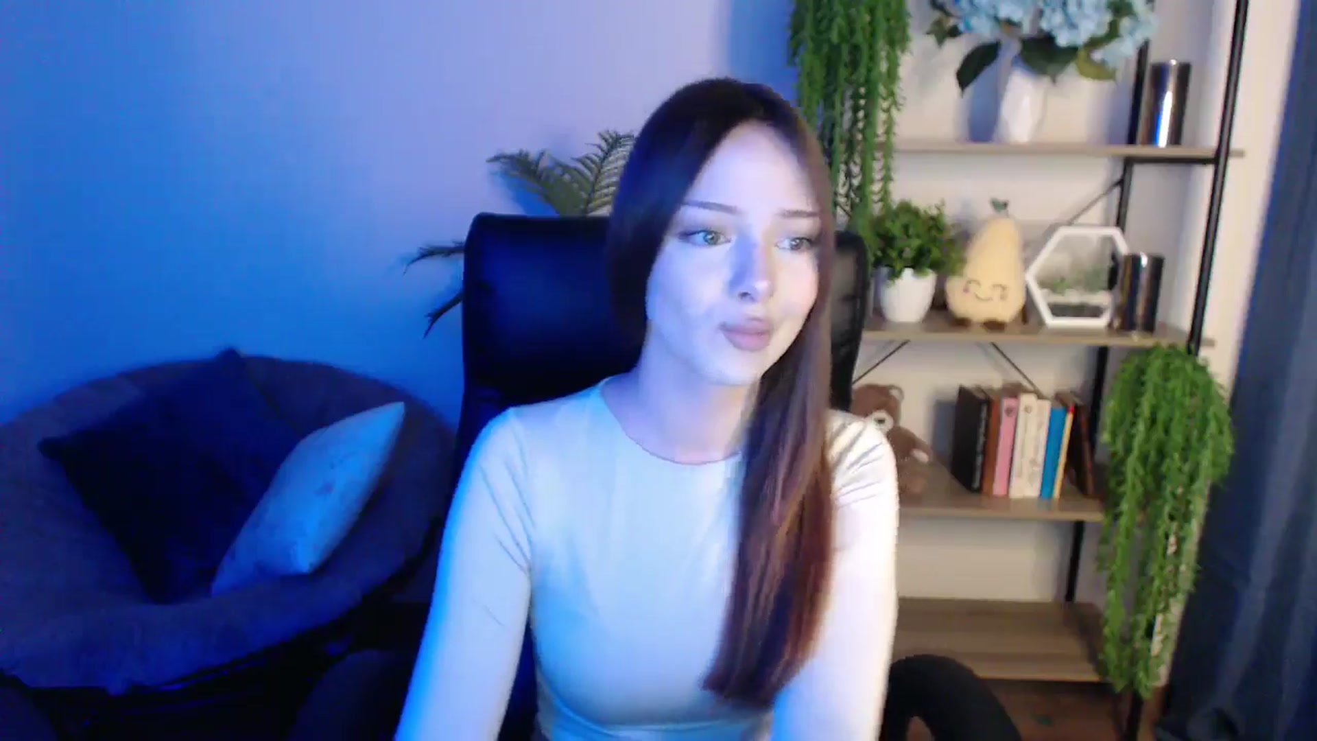 Gallery image thumbnail from KateManelli's myfreecams stream on, 02/26/2025, 11:11 image 9 of 20