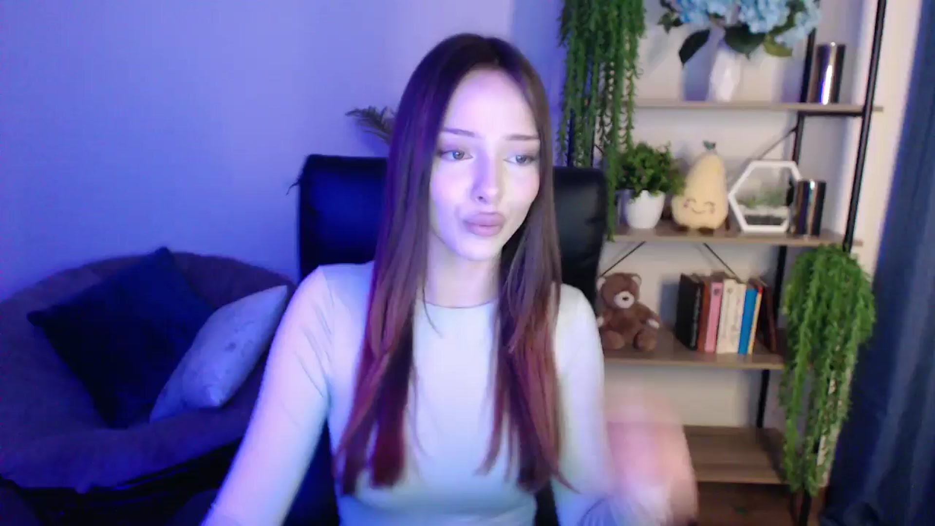 Gallery image thumbnail from KateManelli's myfreecams stream on, 02/26/2025, 13:18 image 1 of 20