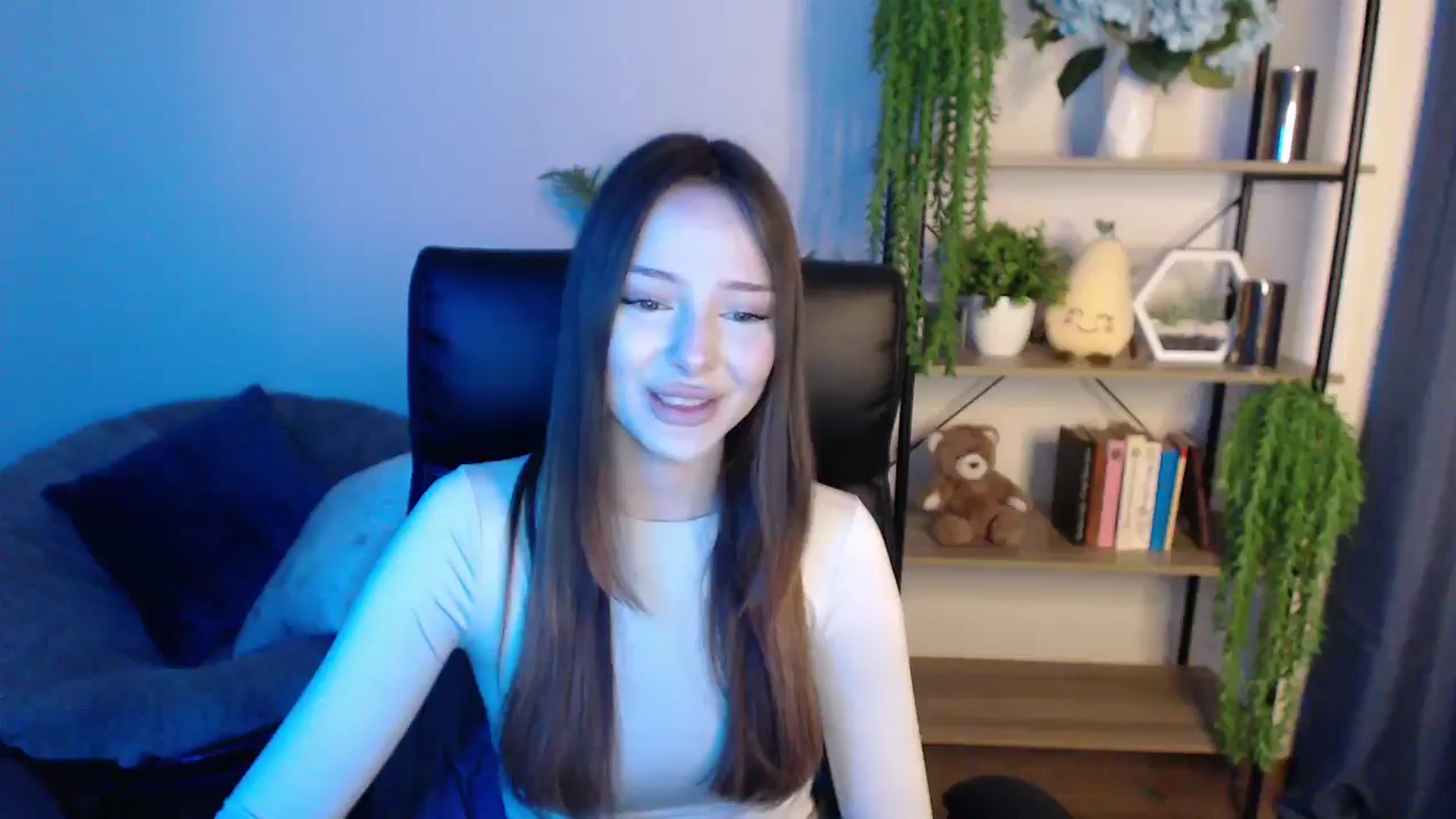 Gallery image thumbnail from KateManelli's myfreecams stream on, 02/26/2025, 13:18 image 13 of 20