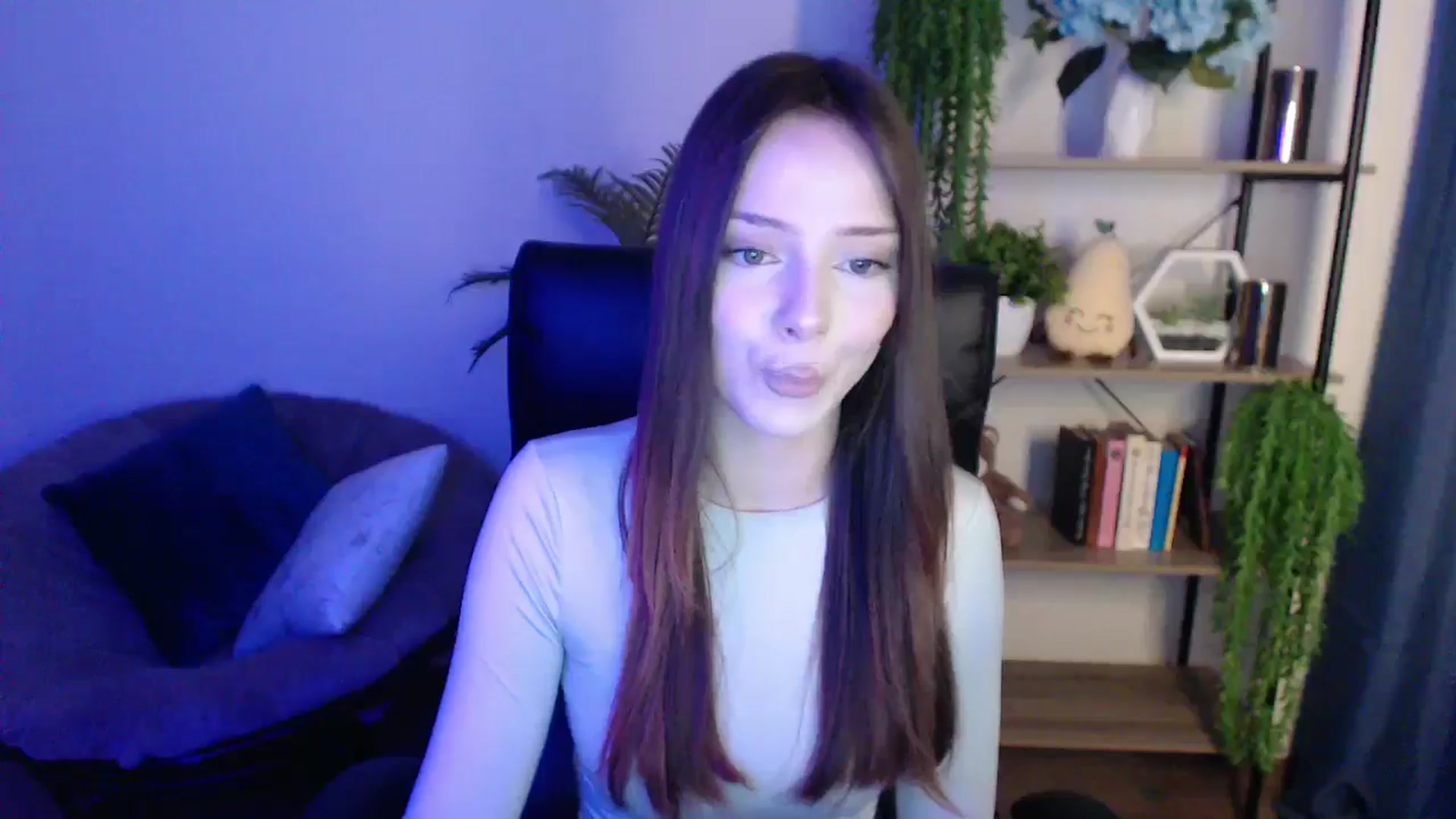 Gallery image thumbnail from KateManelli's myfreecams stream on, 02/26/2025, 13:18 image 6 of 20