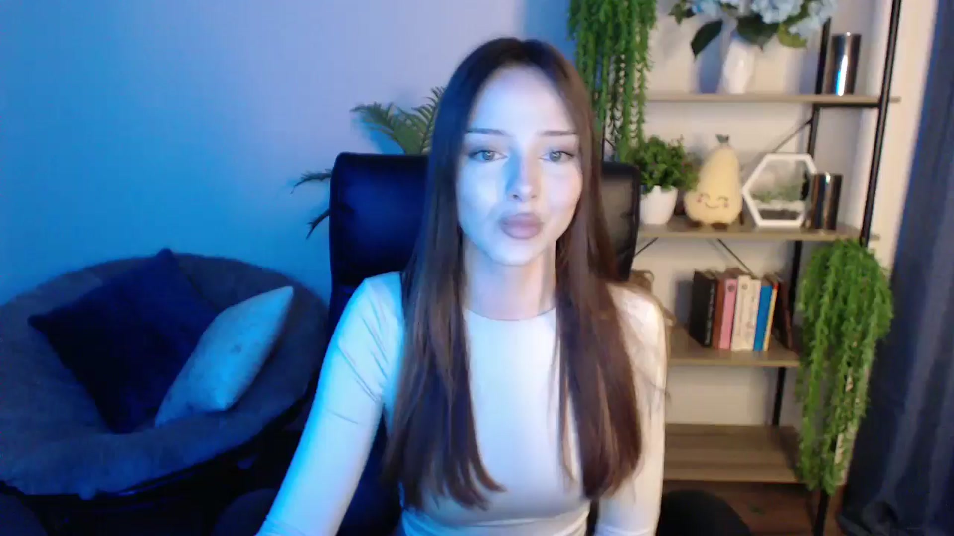 Gallery image thumbnail from KateManelli's myfreecams stream on, 02/26/2025, 13:52 image 19 of 20