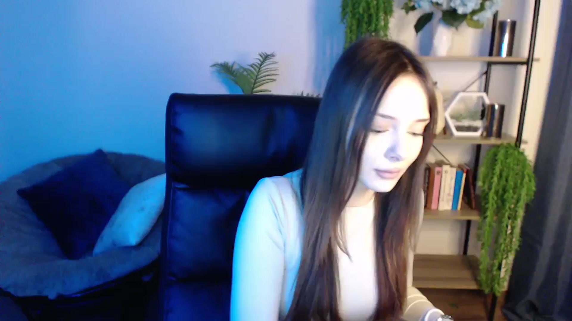 Gallery image thumbnail from KateManelli's myfreecams stream on, 02/26/2025, 13:52 image 11 of 20