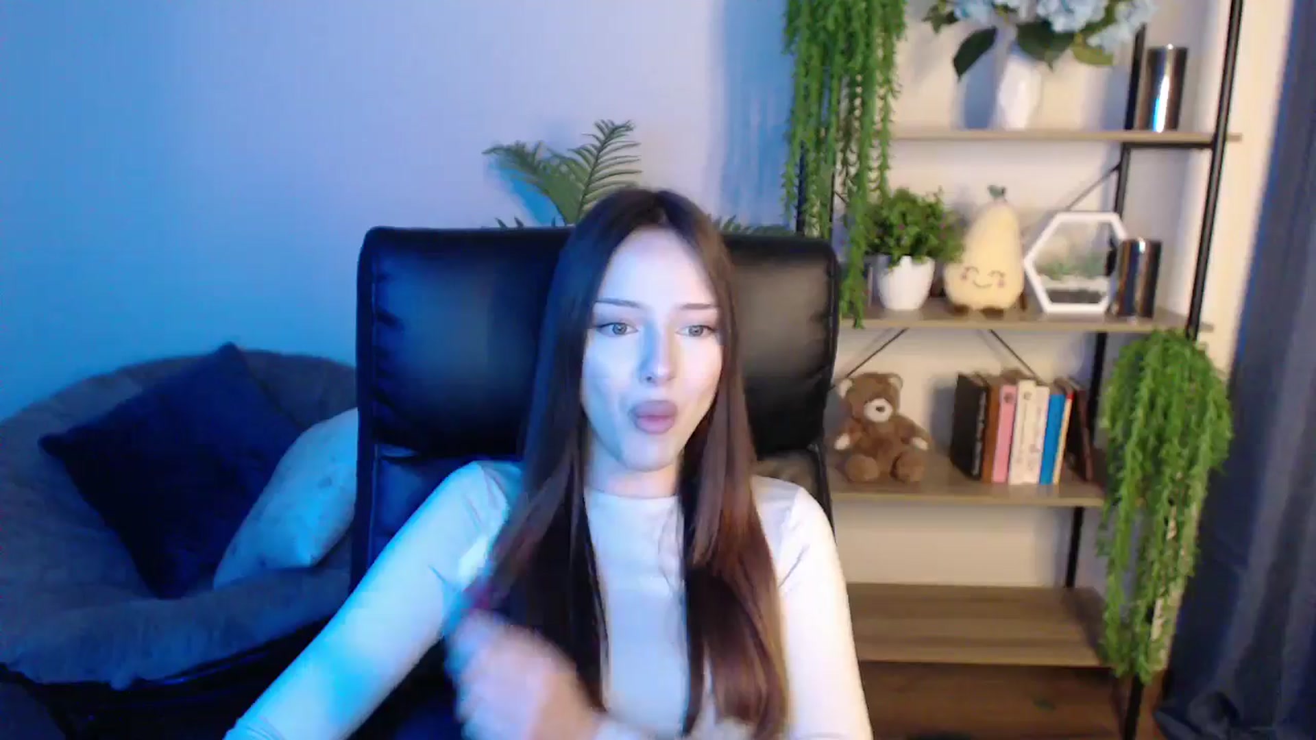 Gallery image thumbnail from KateManelli's myfreecams stream on, 02/26/2025, 13:52 image 8 of 20