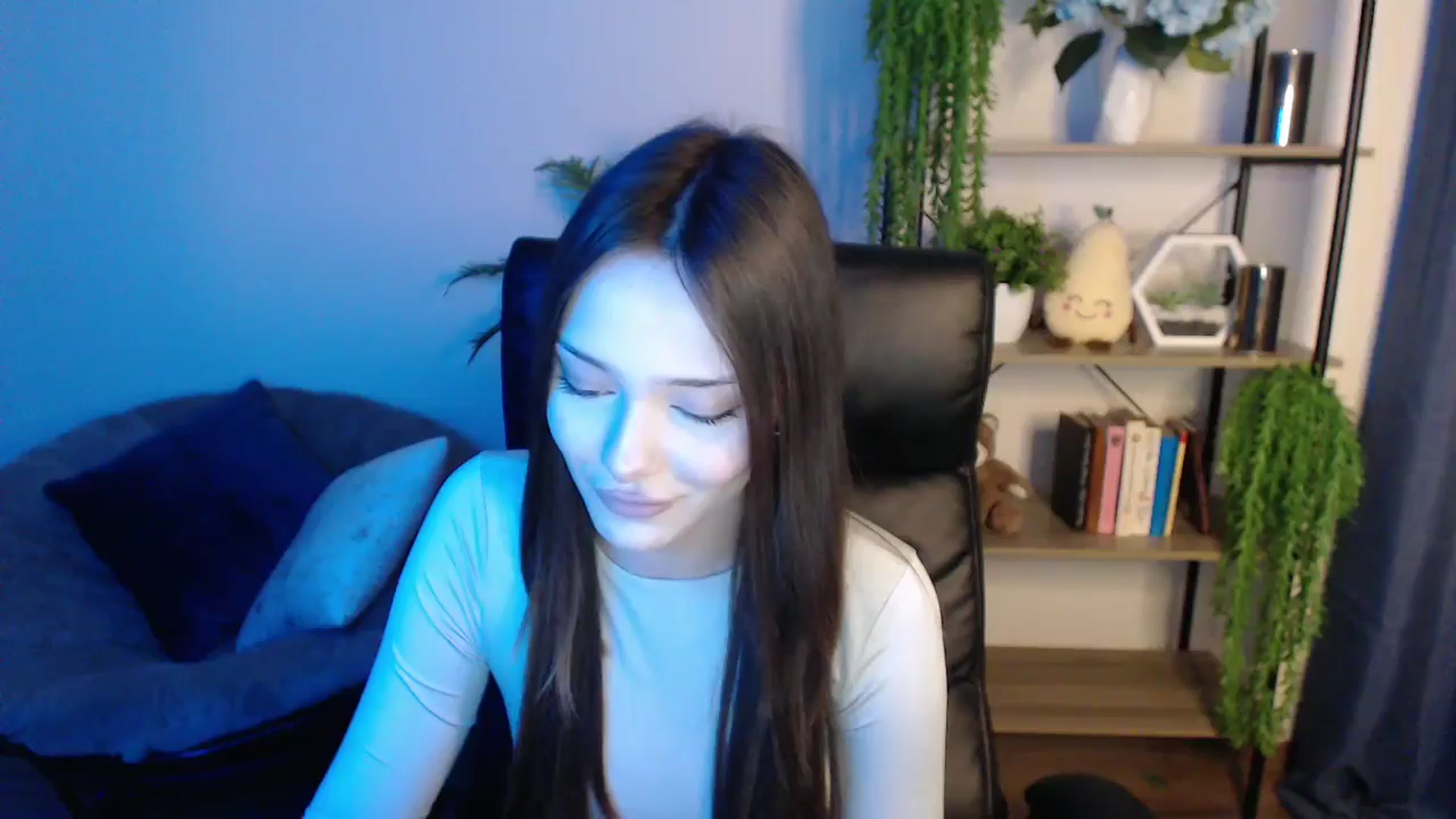 Gallery image thumbnail from KateManelli's myfreecams stream on, 02/26/2025, 13:52 image 16 of 20
