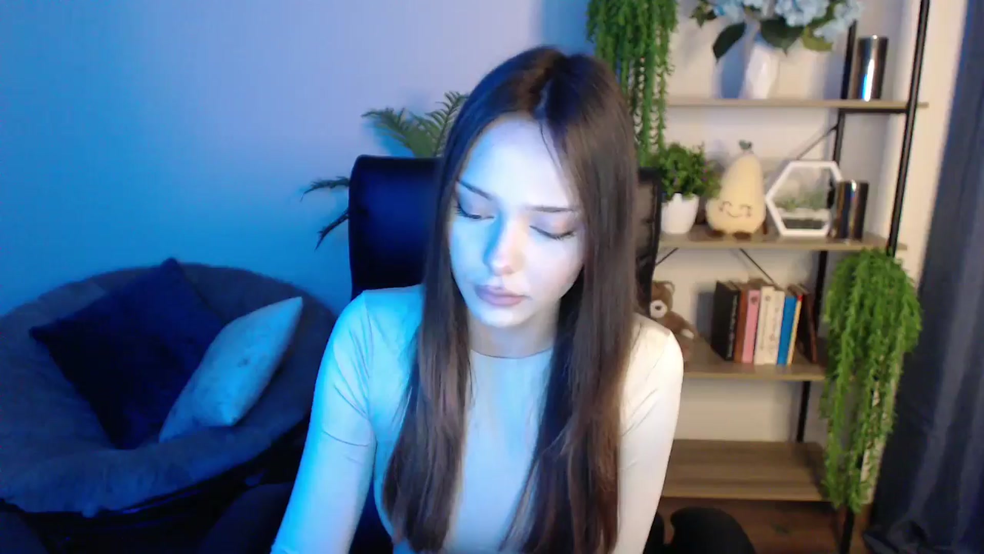 Gallery image thumbnail from KateManelli's myfreecams stream on, 02/26/2025, 14:51 image 10 of 20
