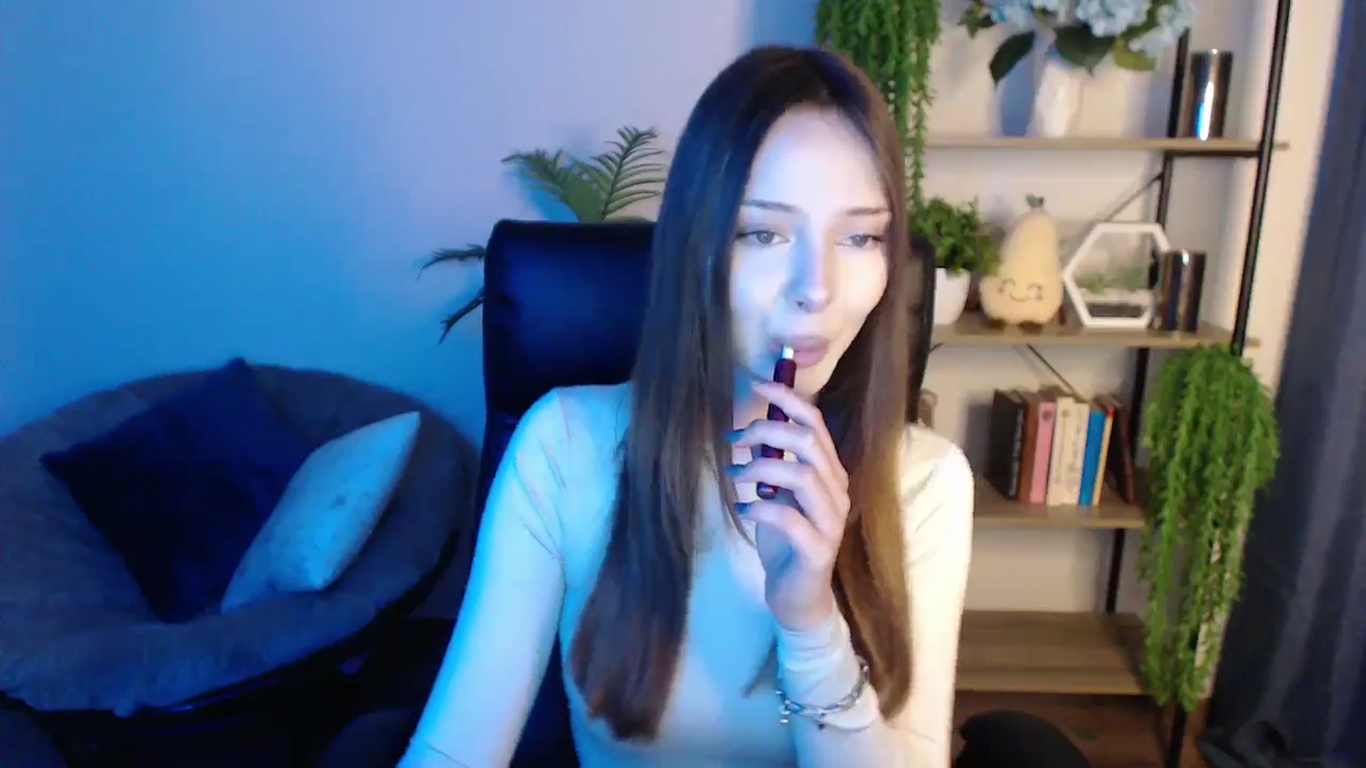 Gallery image thumbnail from KateManelli's myfreecams stream on, 02/26/2025, 14:51 image 11 of 20