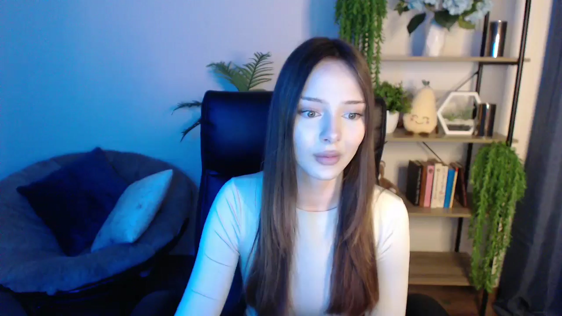 Gallery image thumbnail from KateManelli's myfreecams stream on, 02/26/2025, 14:51 image 16 of 20