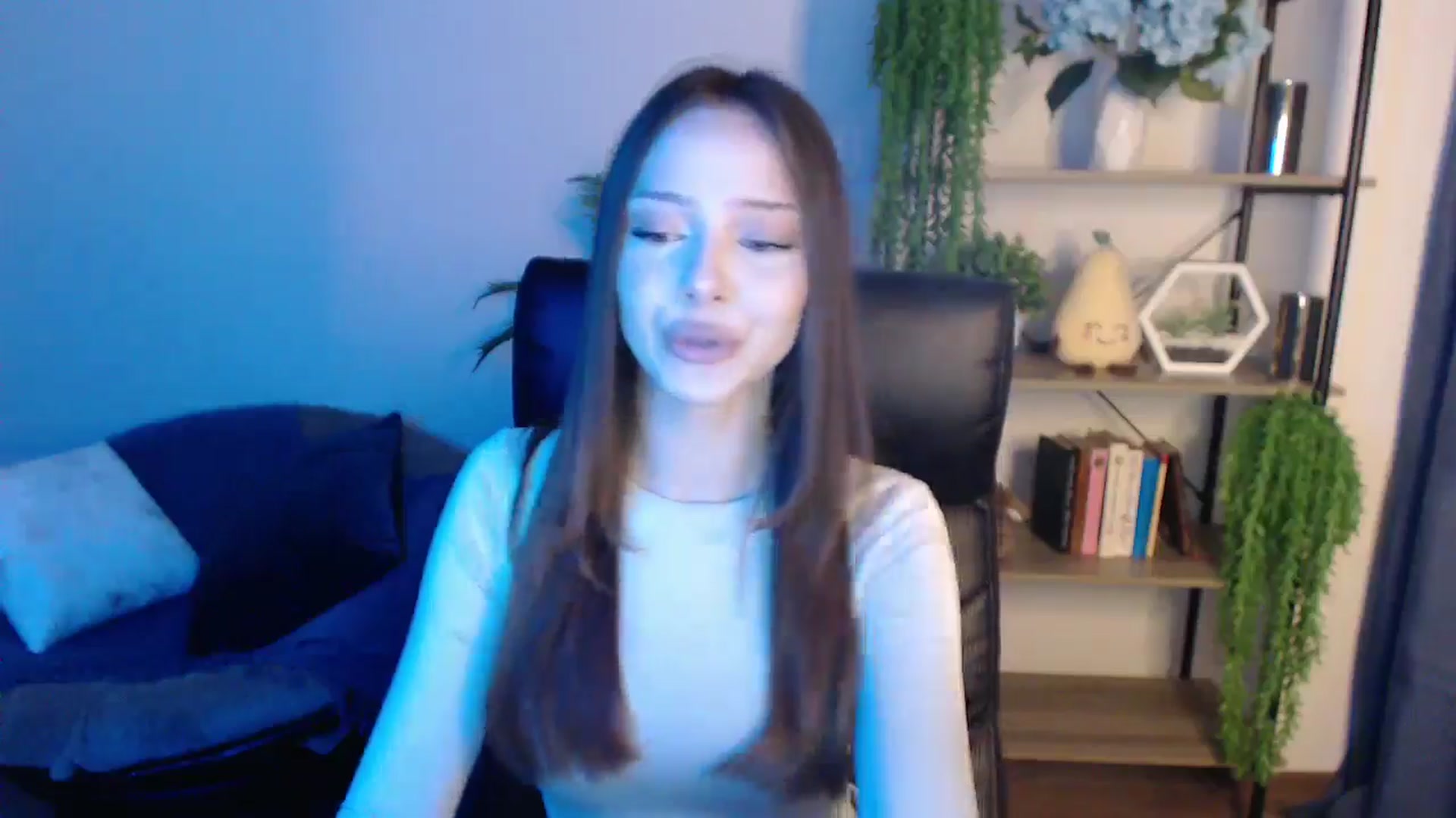 Gallery image thumbnail from KateManelli's myfreecams stream on, 02/28/2025, 10:56 image 16 of 20