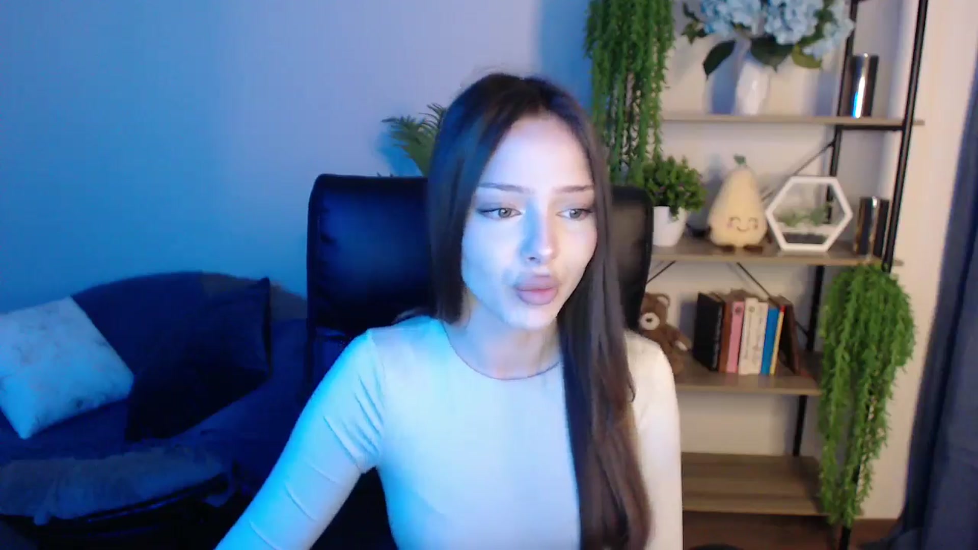 Gallery image thumbnail from KateManelli's myfreecams stream on, 02/28/2025, 10:56 image 7 of 20