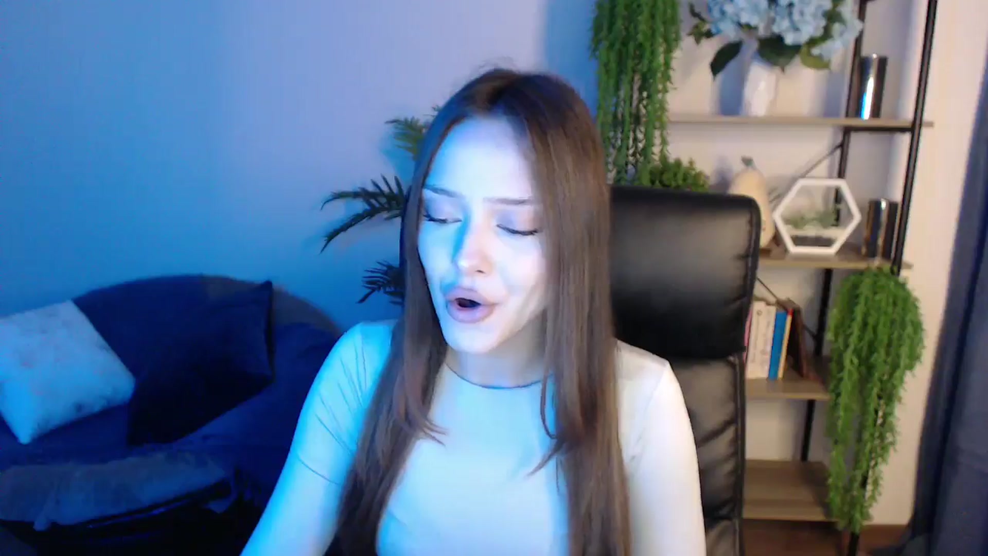 Gallery image thumbnail from KateManelli's myfreecams stream on, 02/28/2025, 11:42 image 2 of 20