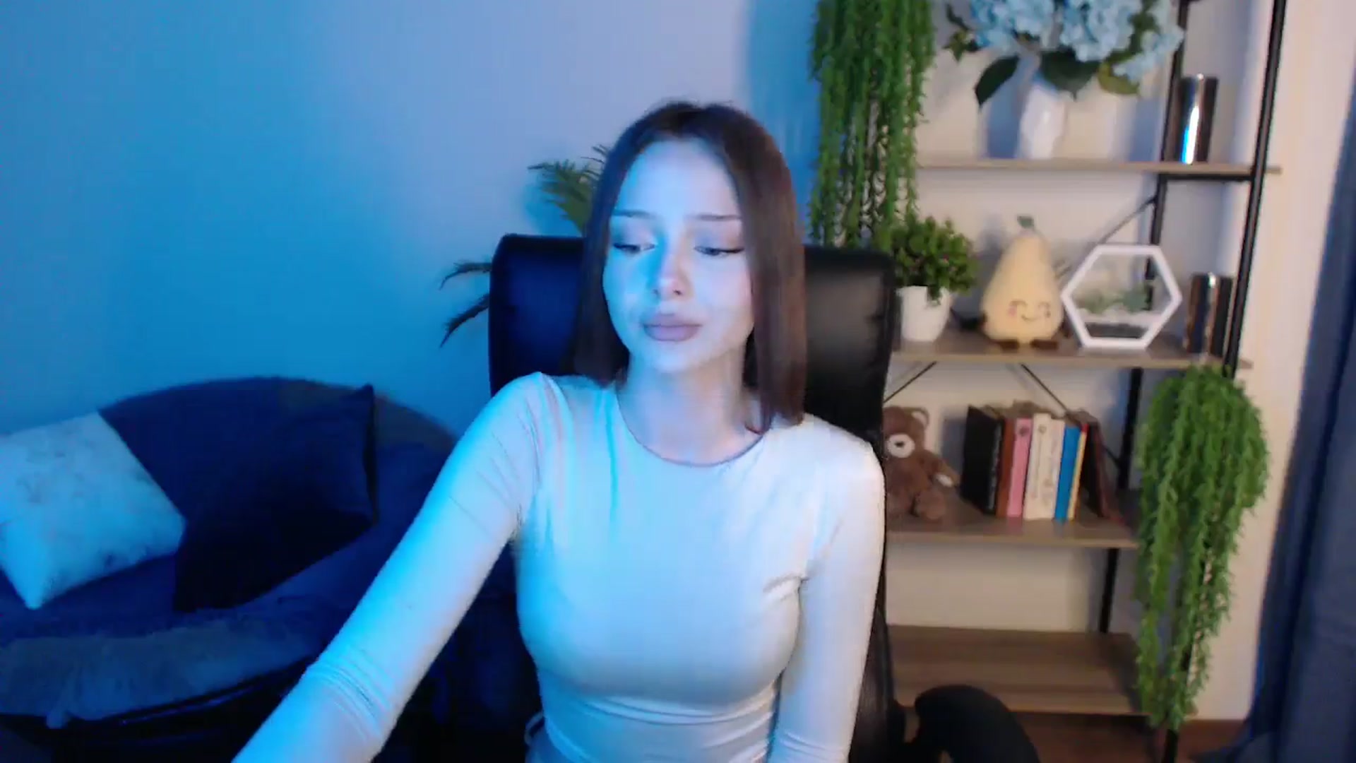 Gallery image thumbnail from KateManelli's myfreecams stream on, 02/28/2025, 11:42 image 8 of 20