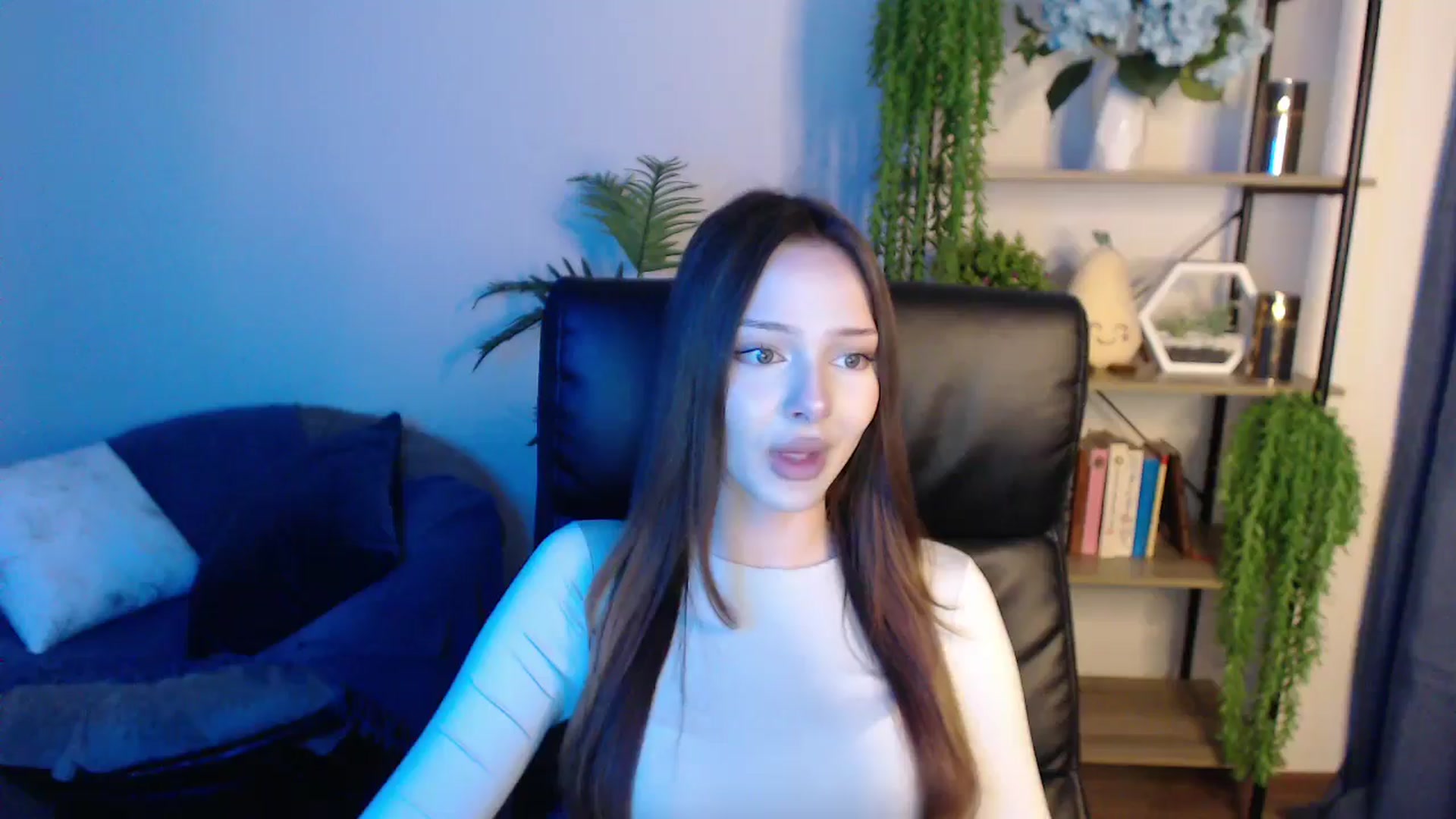 Gallery image thumbnail from KateManelli's myfreecams stream on, 02/28/2025, 12:51 image 16 of 20