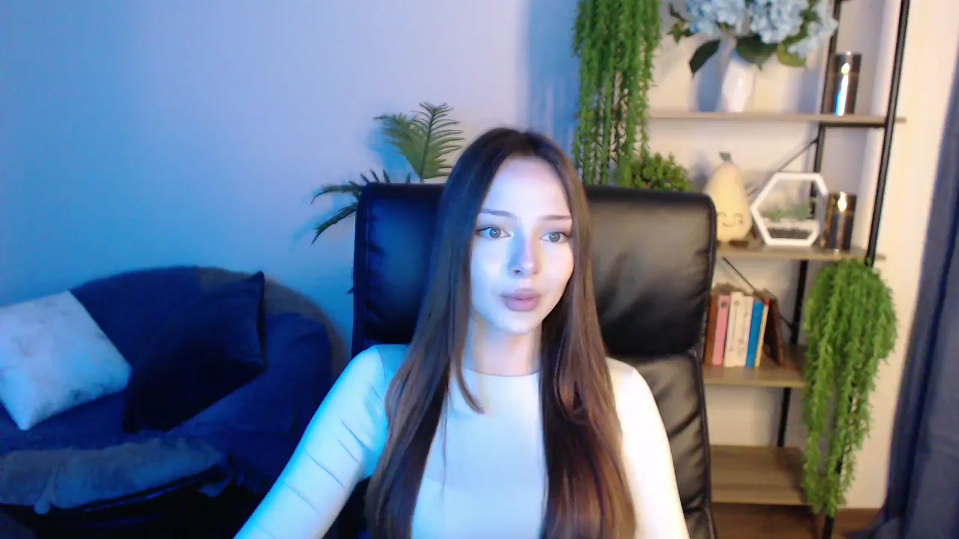 Gallery image thumbnail from KateManelli's myfreecams stream on, 02/28/2025, 12:51 image 18 of 20