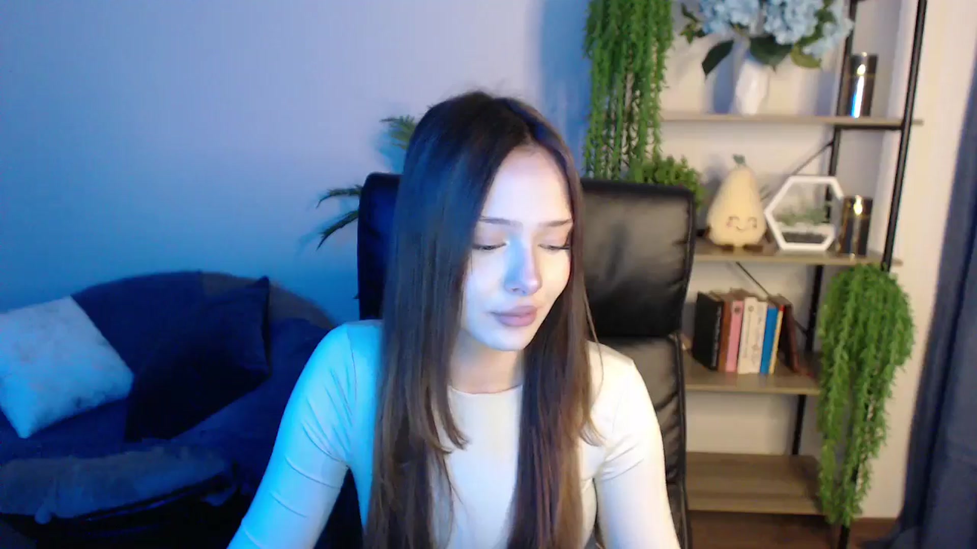 Gallery image thumbnail from KateManelli's myfreecams stream on, 02/28/2025, 12:51 image 12 of 20