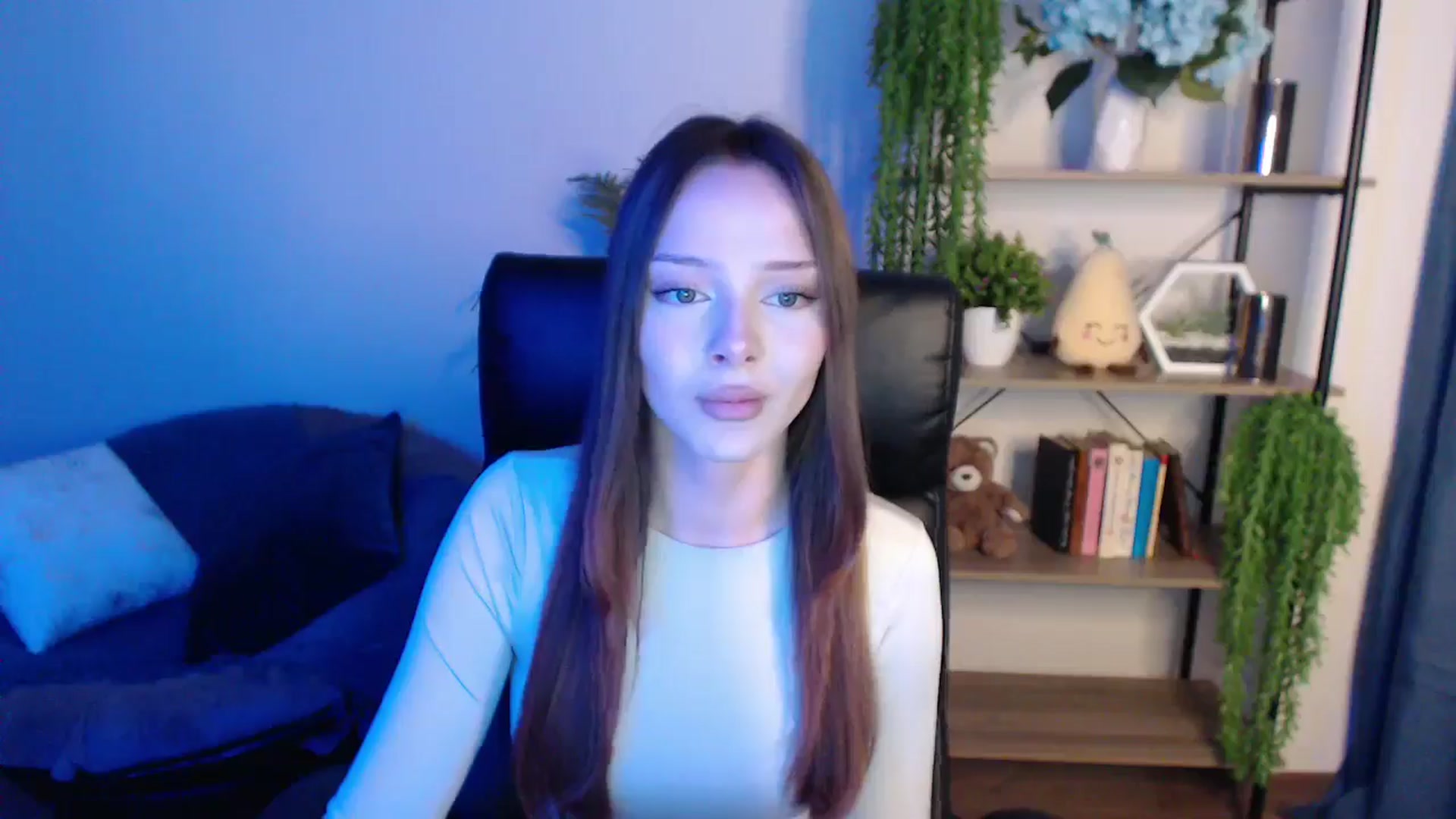 Gallery image thumbnail from KateManelli's myfreecams stream on, 02/28/2025, 14:17 image 17 of 20