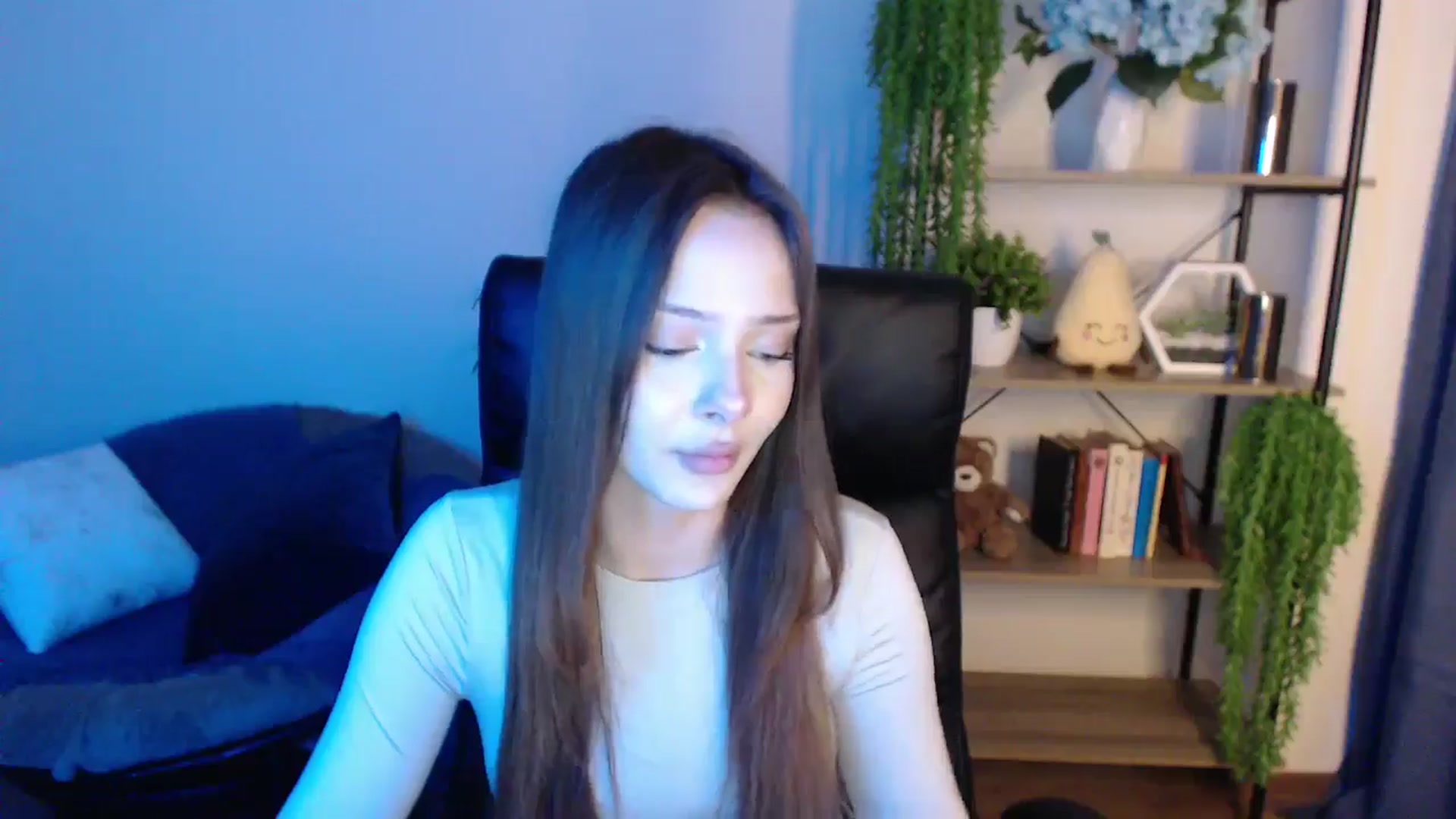 Gallery image thumbnail from KateManelli's myfreecams stream on, 02/28/2025, 14:17 image 2 of 20