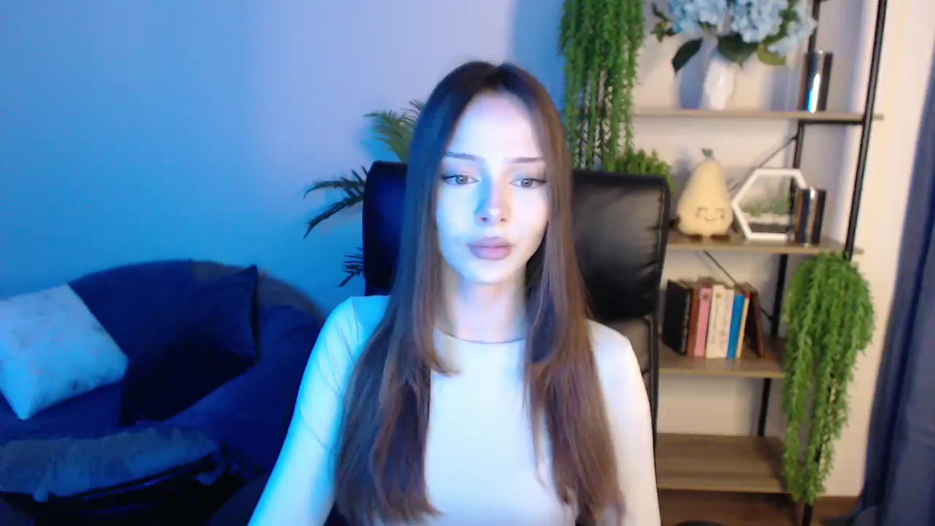 Gallery image thumbnail from KateManelli's myfreecams stream on, 02/28/2025, 14:17 image 13 of 20