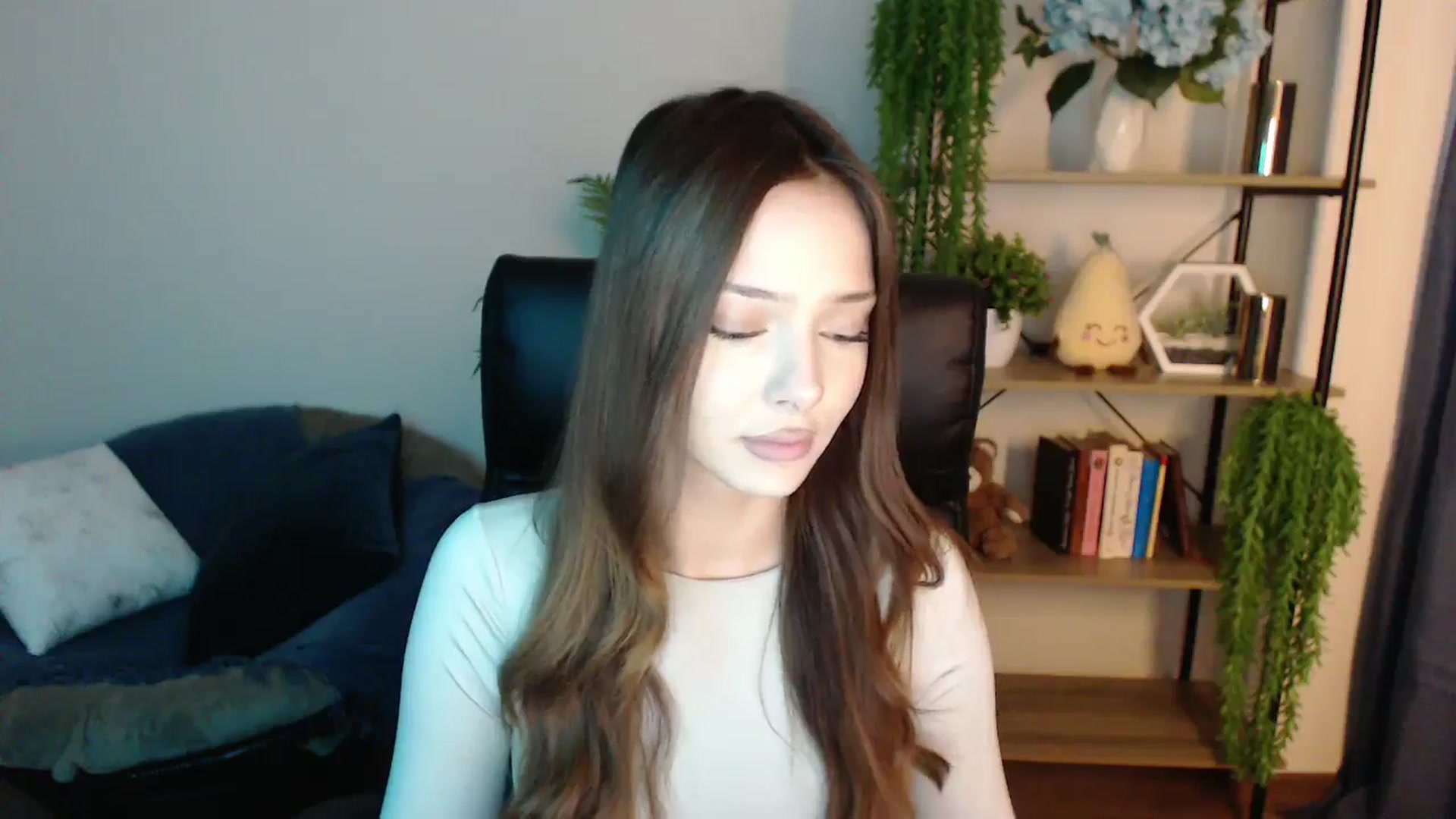 Gallery image thumbnail from KateManelli's myfreecams stream on, 03/01/2025, 10:13 image 2 of 20