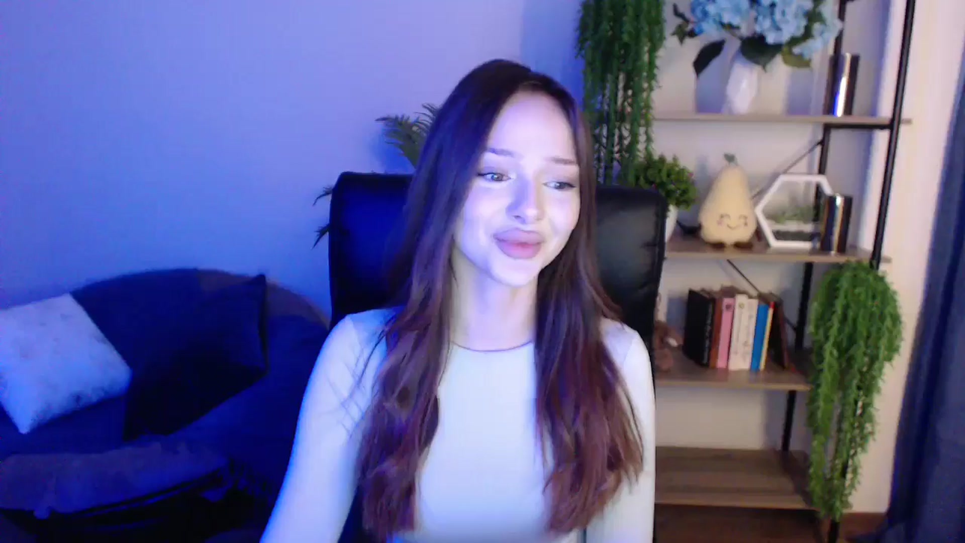 Gallery image thumbnail from KateManelli's myfreecams stream on, 03/01/2025, 10:13 image 16 of 20