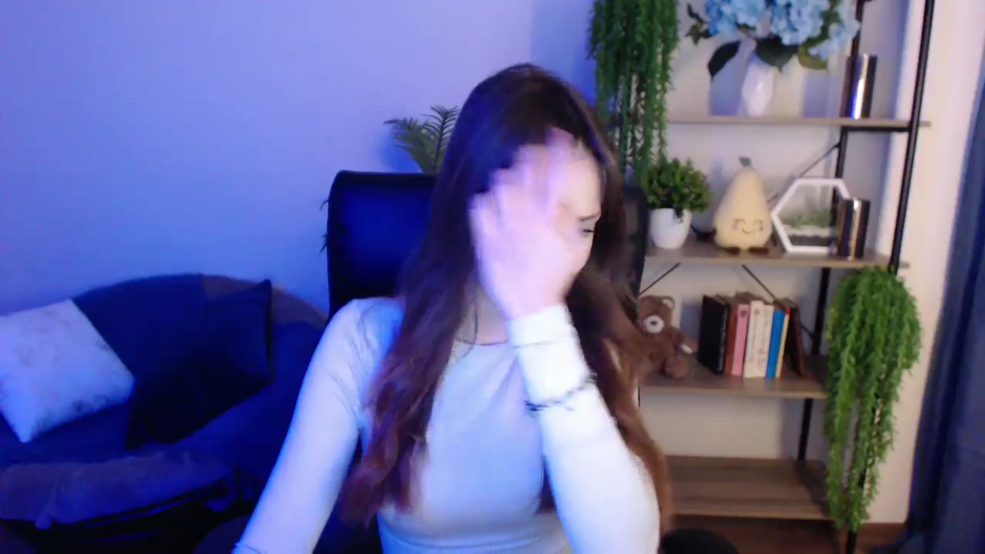 Gallery image thumbnail from KateManelli's myfreecams stream on, 03/01/2025, 10:13 image 10 of 20