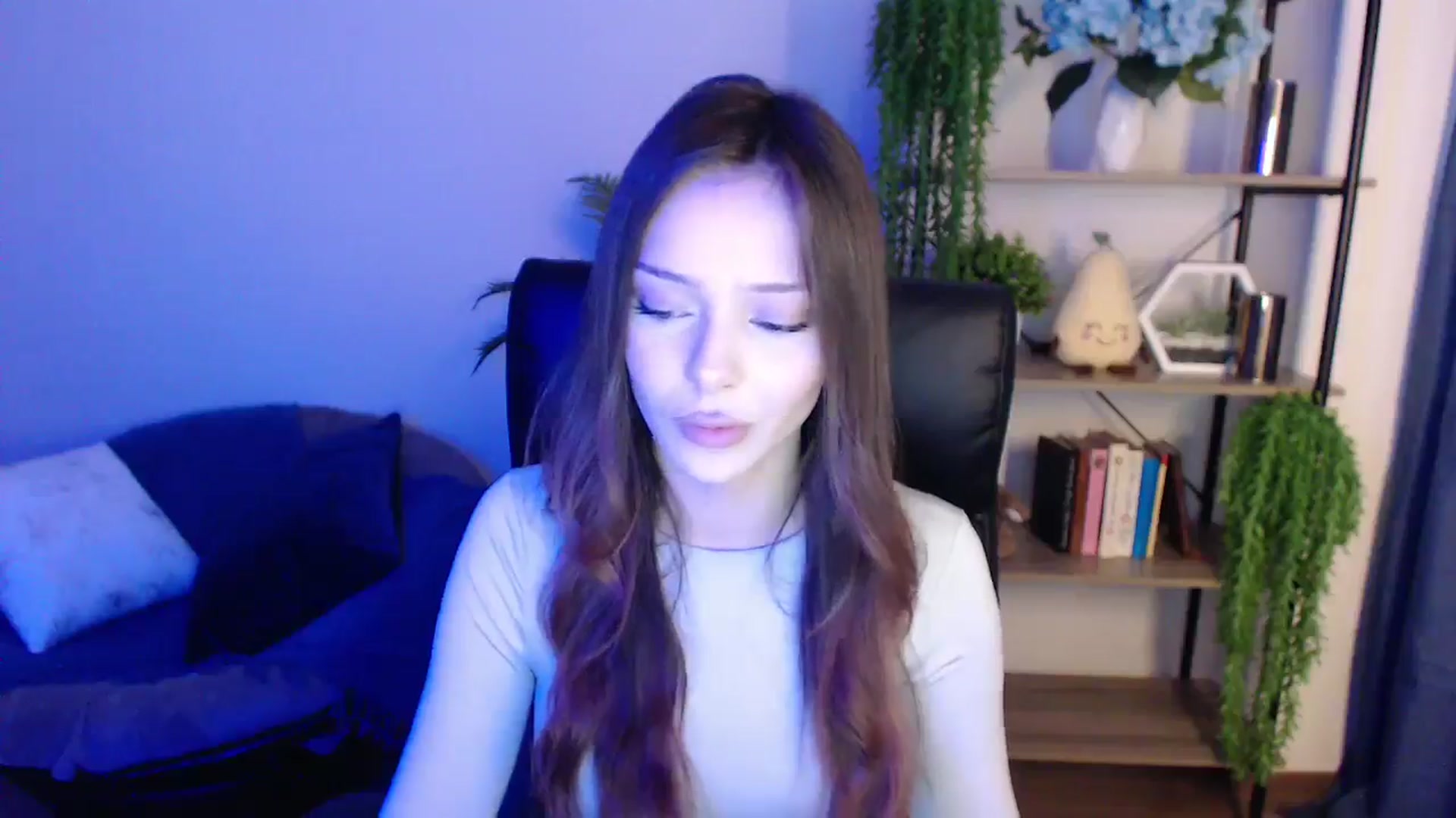 Gallery image thumbnail from KateManelli's myfreecams stream on, 03/01/2025, 10:13 image 13 of 20