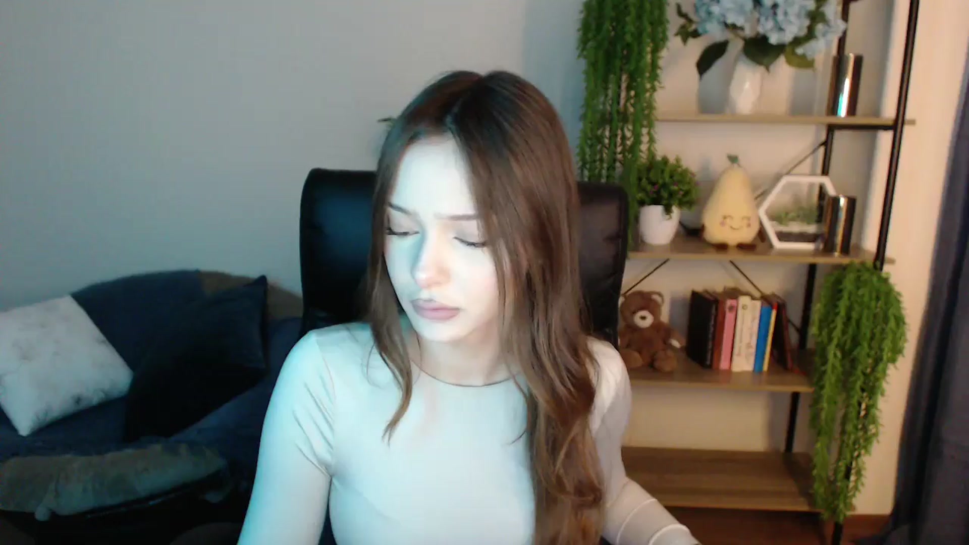 Gallery image thumbnail from KateManelli's myfreecams stream on, 03/01/2025, 10:13 image 4 of 20