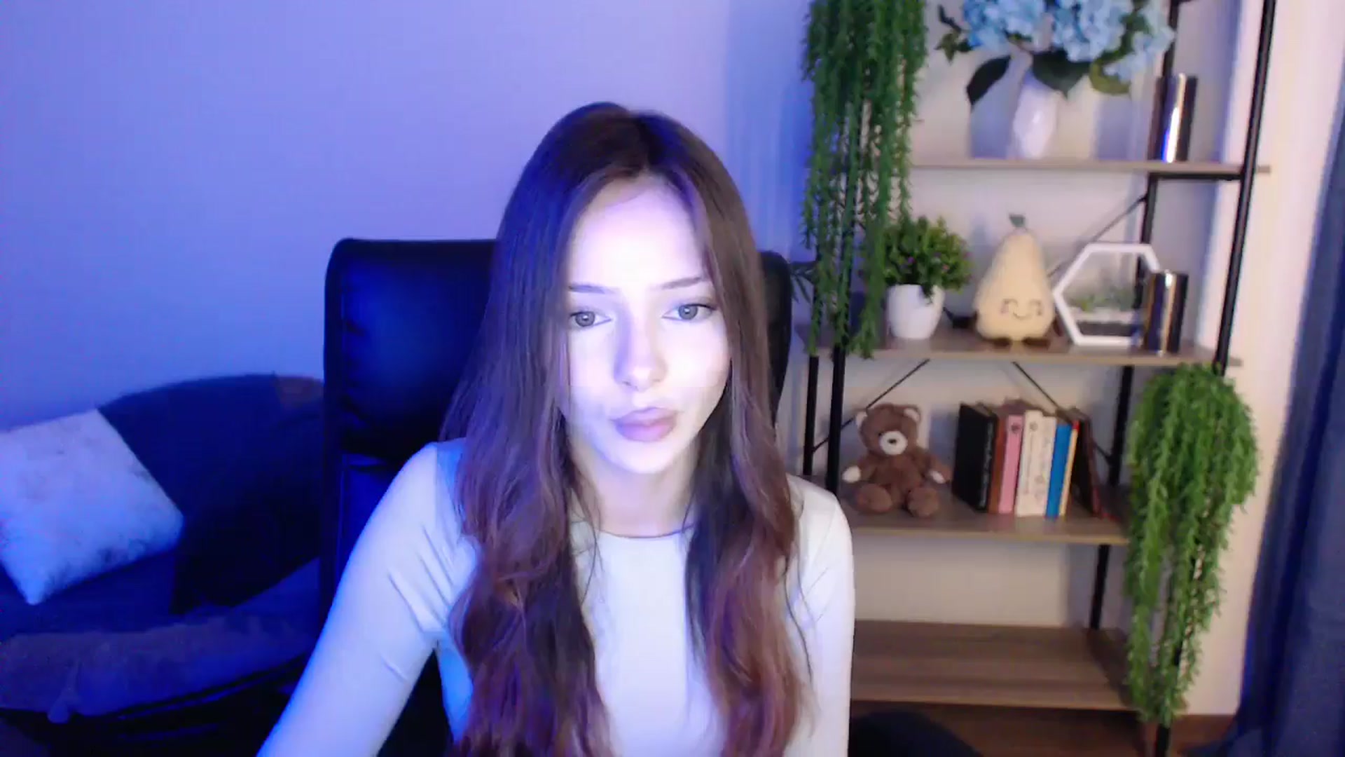 Gallery image thumbnail from KateManelli's myfreecams stream on, 03/01/2025, 10:13 image 12 of 20