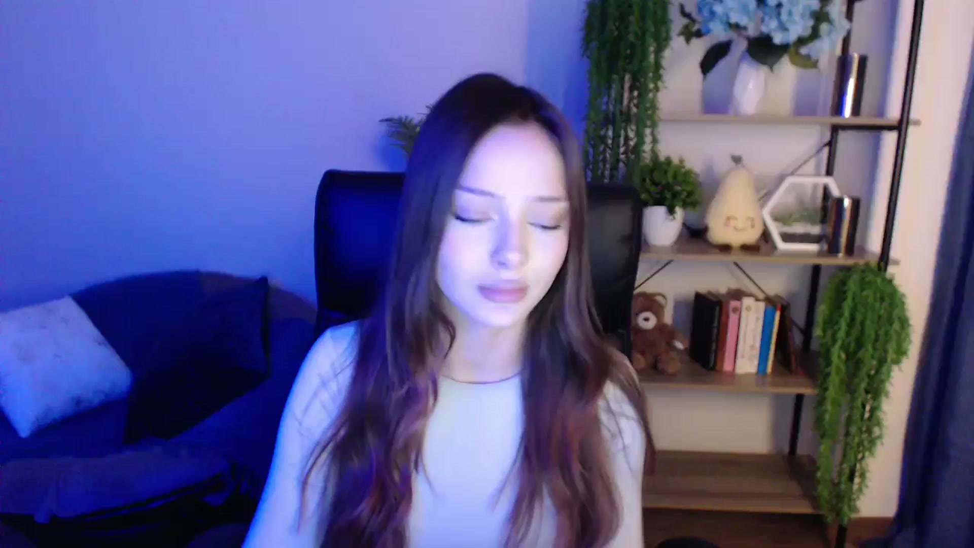 Gallery image thumbnail from KateManelli's myfreecams stream on, 03/01/2025, 11:40 image 1 of 20