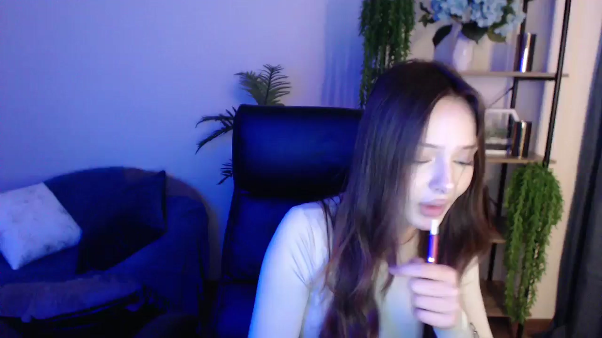 Gallery image thumbnail from KateManelli's myfreecams stream on, 03/01/2025, 11:40 image 6 of 20
