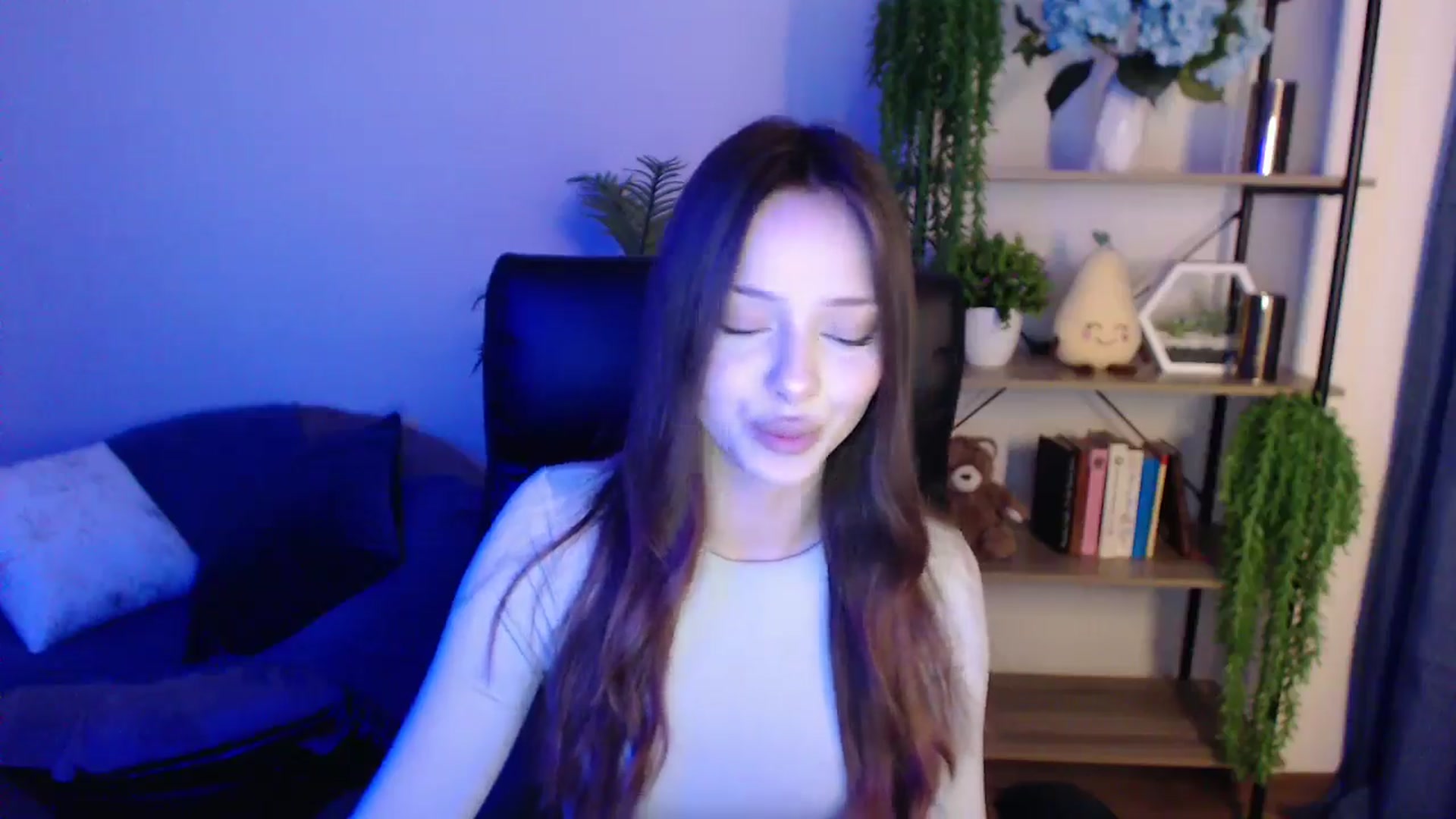 Gallery image thumbnail from KateManelli's myfreecams stream on, 03/01/2025, 11:40 image 9 of 20