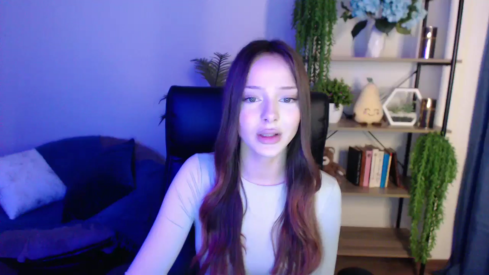 Gallery image thumbnail from KateManelli's myfreecams stream on, 03/01/2025, 11:40 image 20 of 20