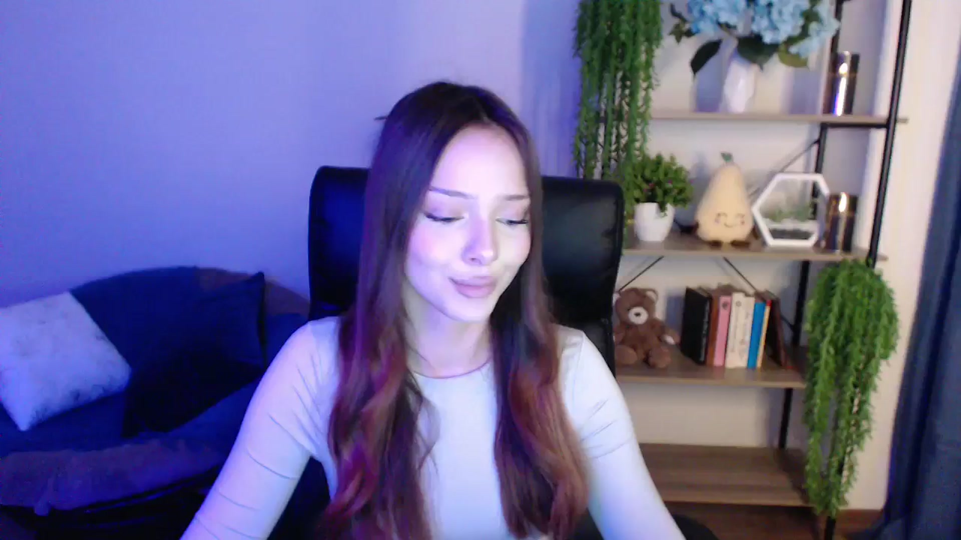 Gallery image thumbnail from KateManelli's myfreecams stream on, 03/01/2025, 12:28 image 11 of 20