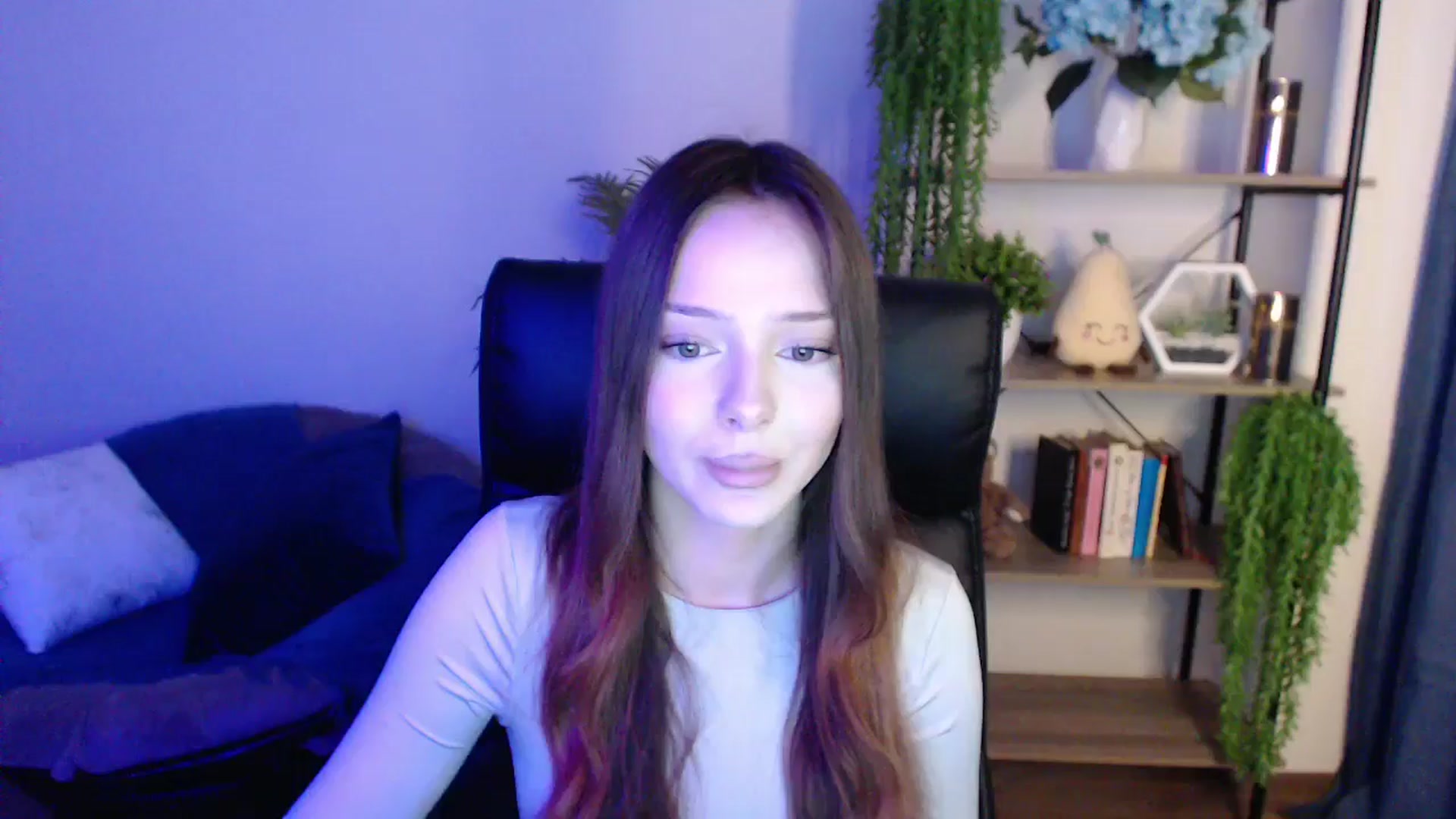 Gallery image thumbnail from KateManelli's myfreecams stream on, 03/01/2025, 12:28 image 19 of 20