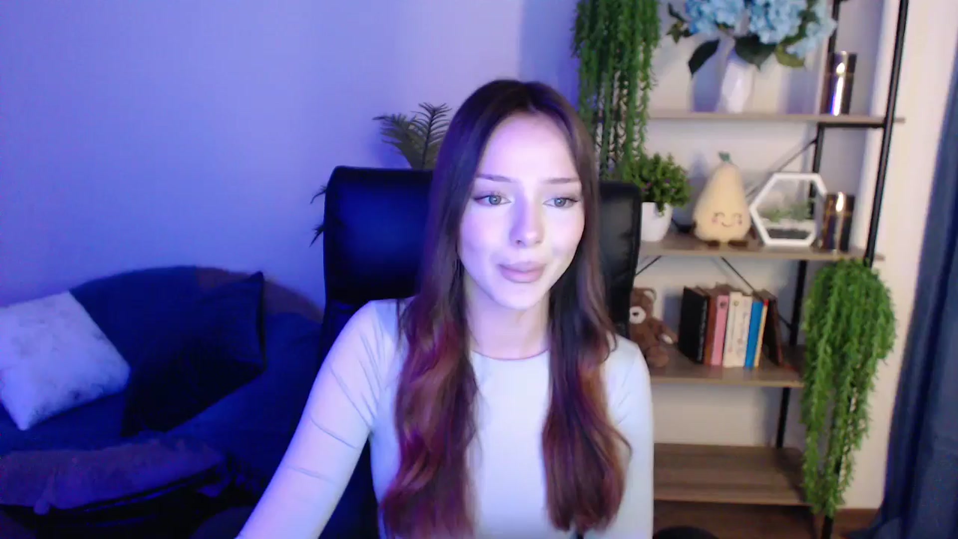 Gallery image thumbnail from KateManelli's myfreecams stream on, 03/01/2025, 12:28 image 1 of 20