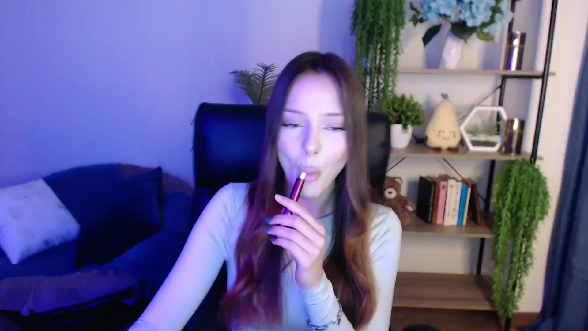Gallery image thumbnail from KateManelli's myfreecams stream on, 03/01/2025, 12:28 image 13 of 20