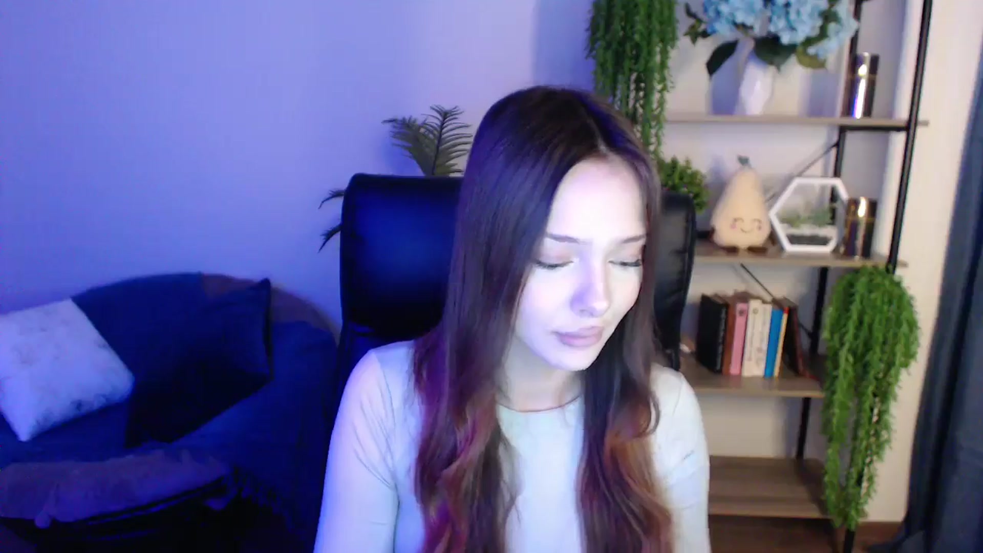 Gallery image thumbnail from KateManelli's myfreecams stream on, 03/01/2025, 12:28 image 18 of 20