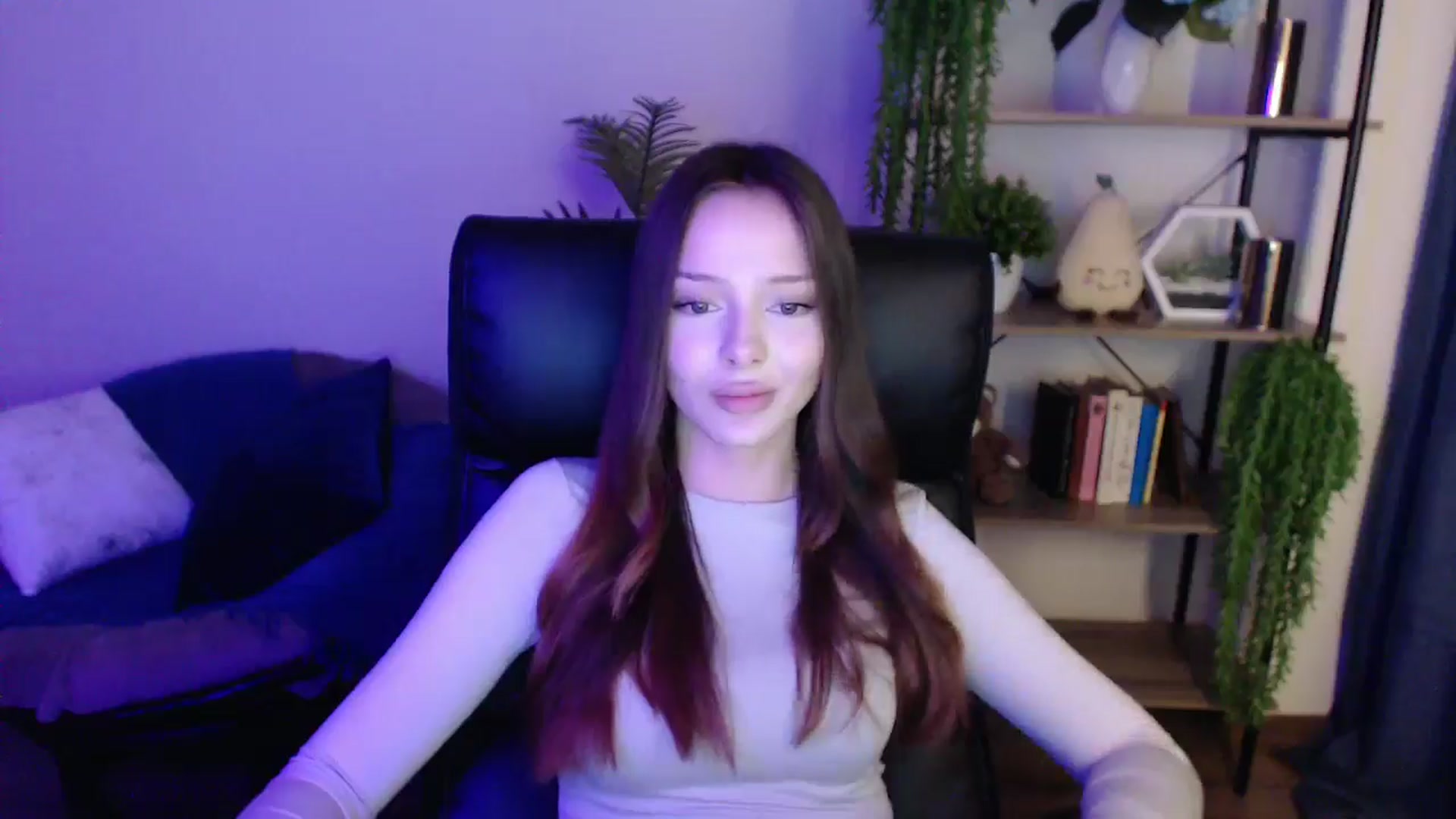 Gallery image thumbnail from KateManelli's myfreecams stream on, 03/01/2025, 14:11 image 8 of 20