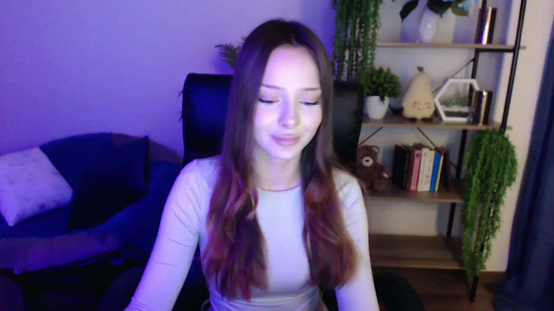 Gallery image thumbnail from KateManelli's myfreecams stream on, 03/01/2025, 14:11 image 18 of 20