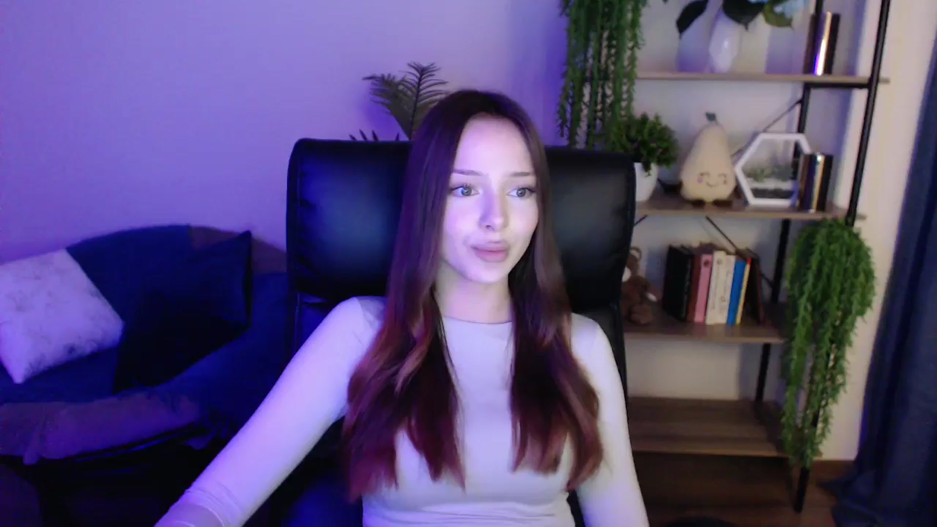 Gallery image thumbnail from KateManelli's myfreecams stream on, 03/01/2025, 14:11 image 7 of 20