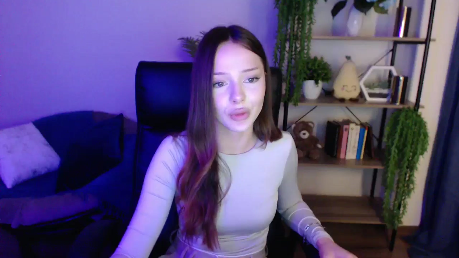 Gallery image thumbnail from KateManelli's myfreecams stream on, 03/01/2025, 14:41 image 20 of 20