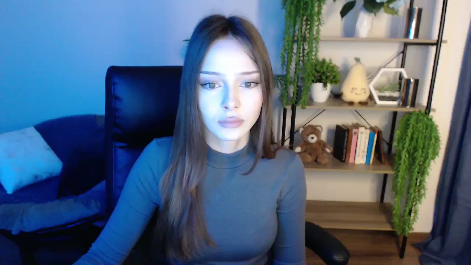 Gallery image thumbnail from KateManelli's myfreecams stream on, 03/03/2025, 09:35 image 15 of 20
