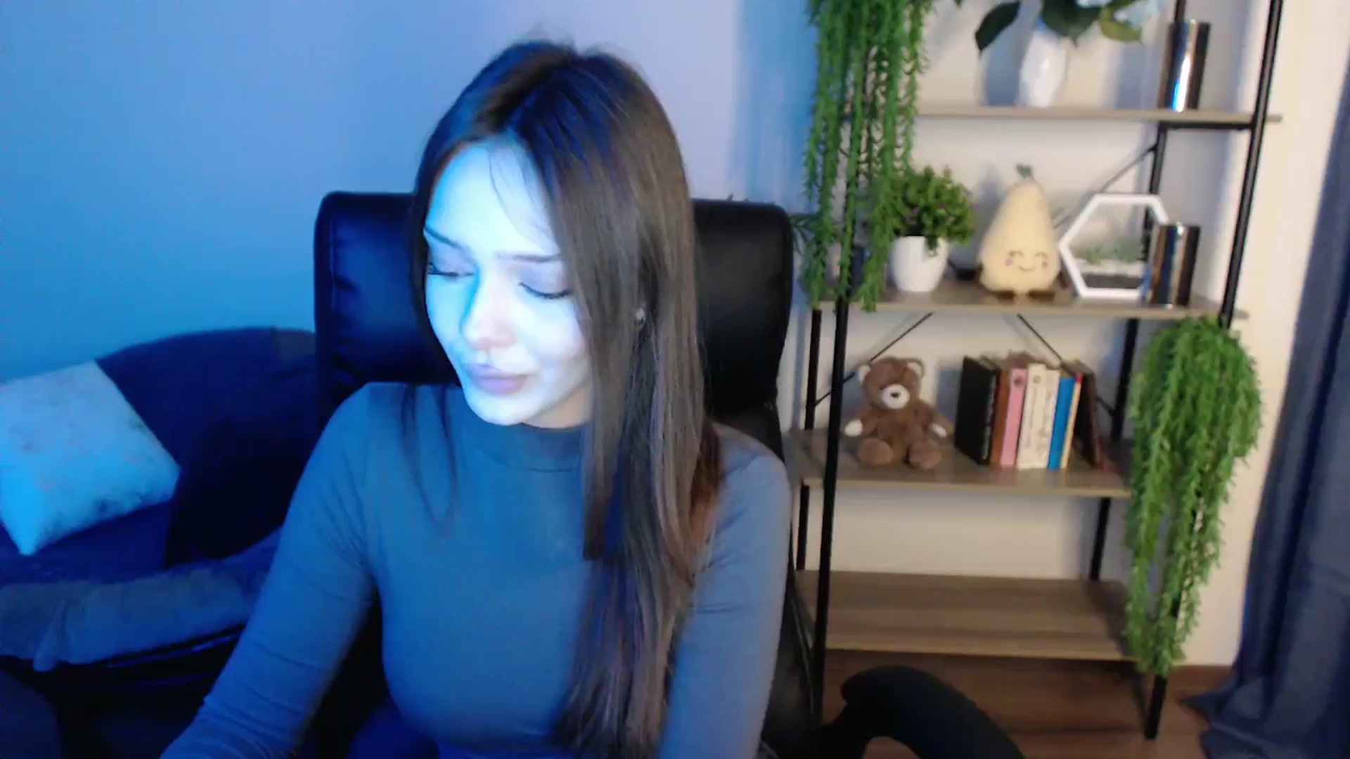 Gallery image thumbnail from KateManelli's myfreecams stream on, 03/03/2025, 10:27 image 6 of 20