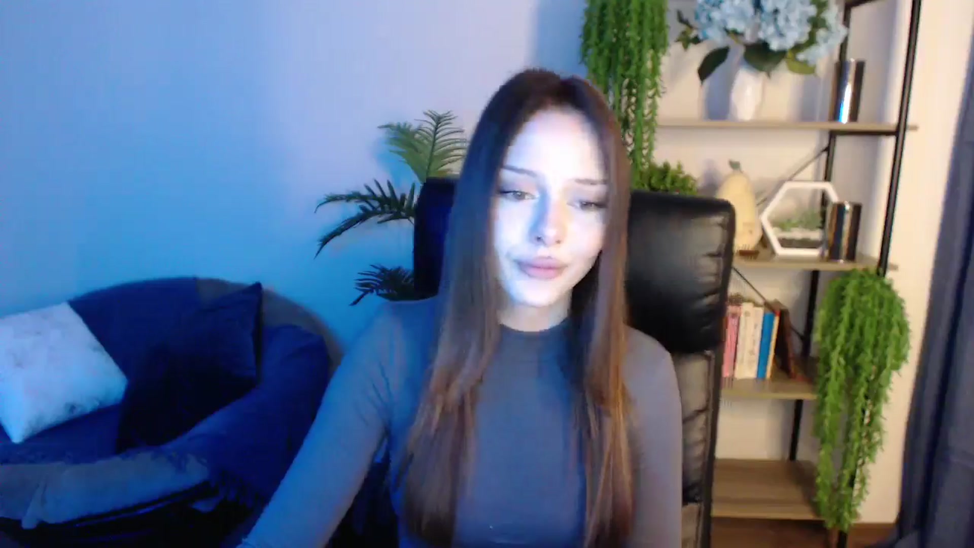 Gallery image thumbnail from KateManelli's myfreecams stream on, 03/03/2025, 13:39 image 4 of 20