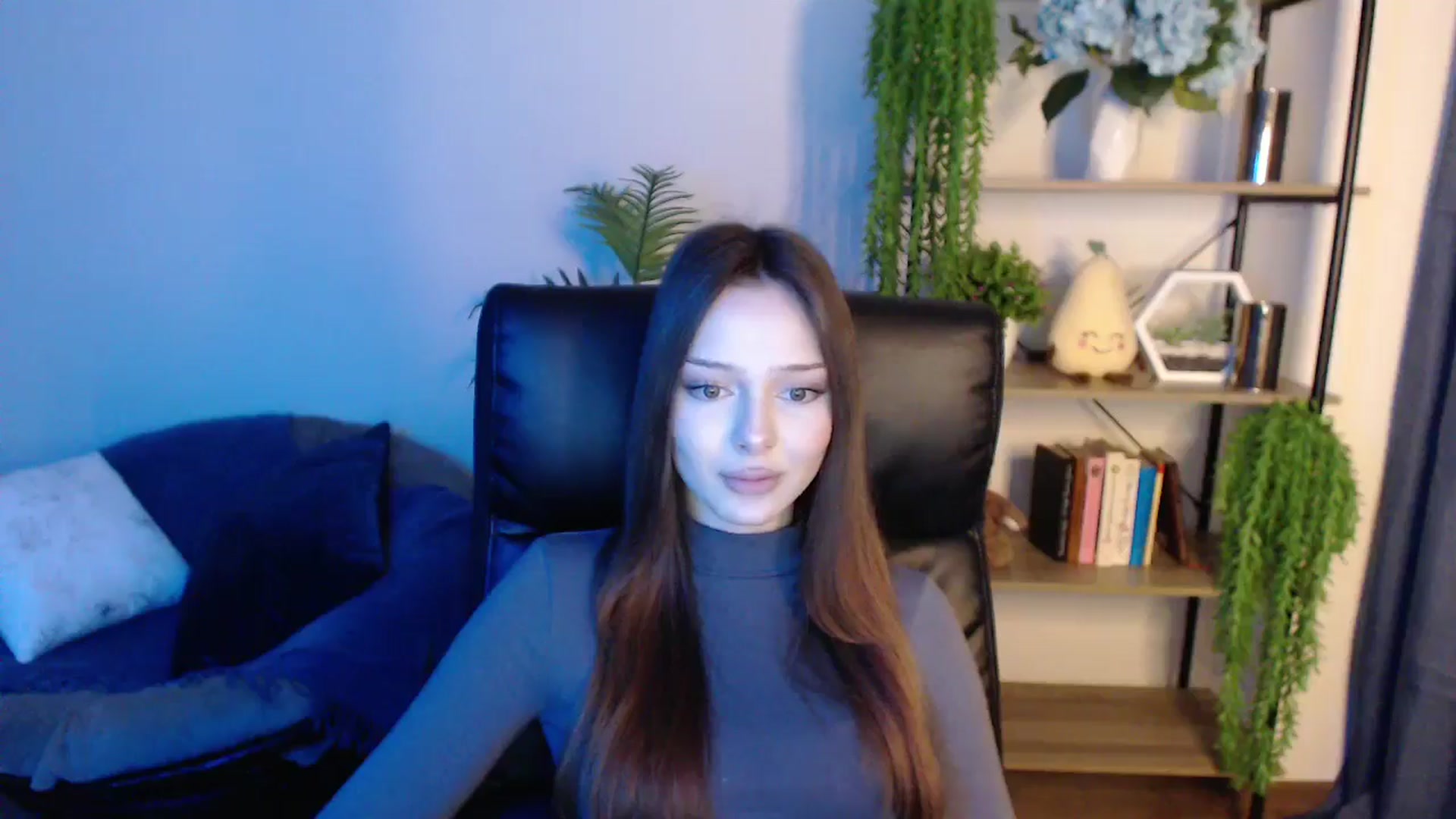 Gallery image thumbnail from KateManelli's myfreecams stream on, 03/03/2025, 13:39 image 13 of 20