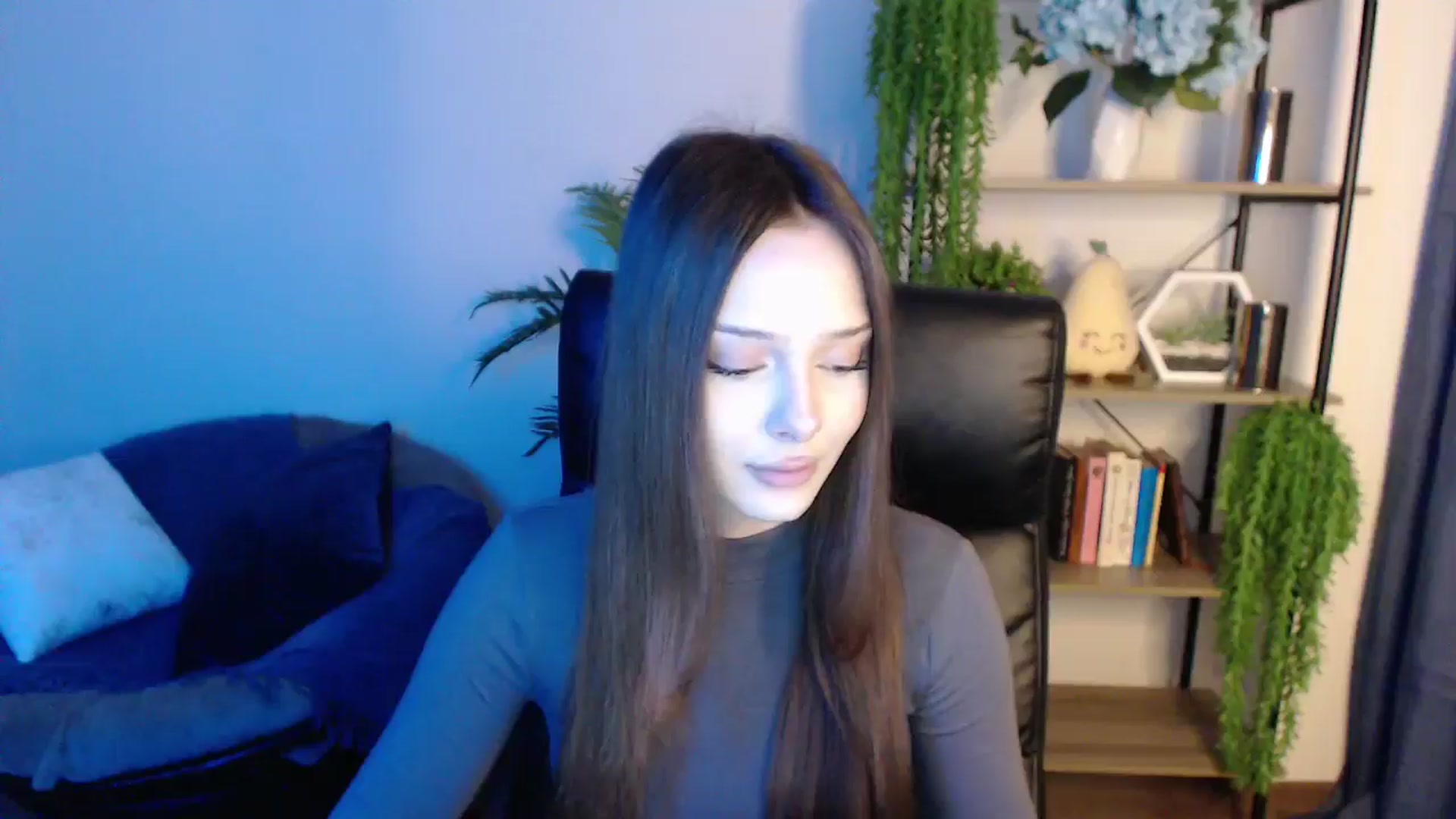 Gallery image thumbnail from KateManelli's myfreecams stream on, 03/03/2025, 13:39 image 8 of 20