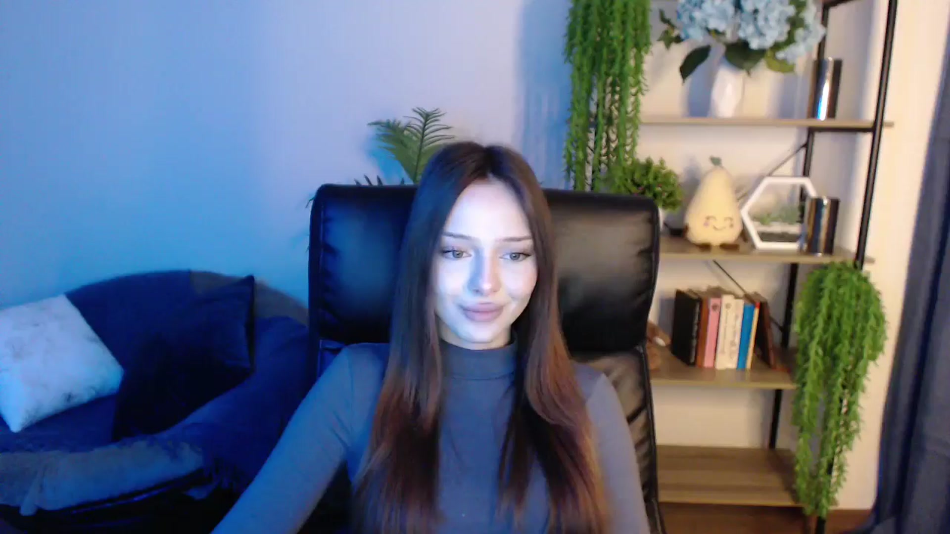 Gallery image thumbnail from KateManelli's myfreecams stream on, 03/03/2025, 13:39 image 12 of 20