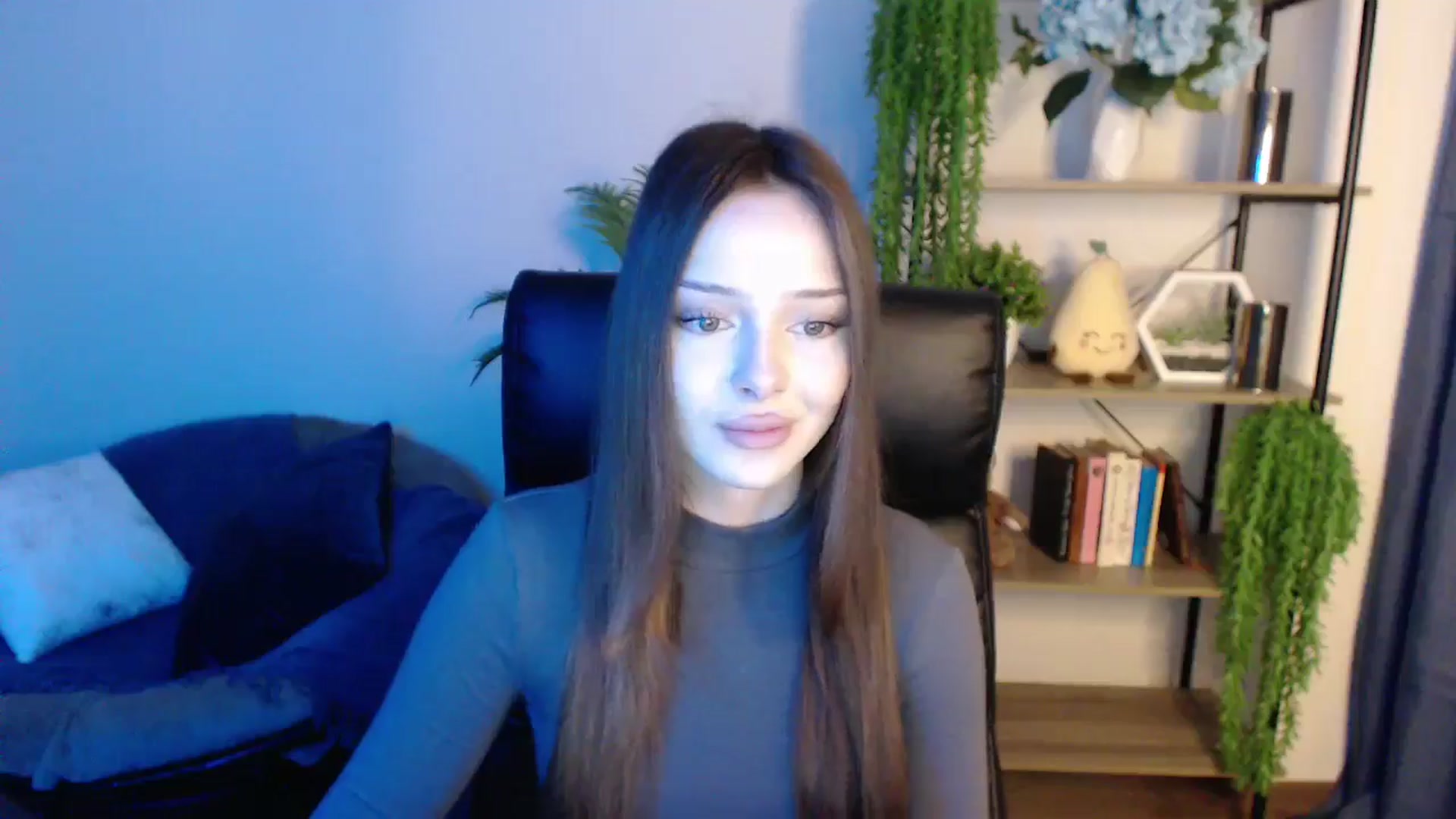 Gallery image thumbnail from KateManelli's myfreecams stream on, 03/03/2025, 13:39 image 6 of 20