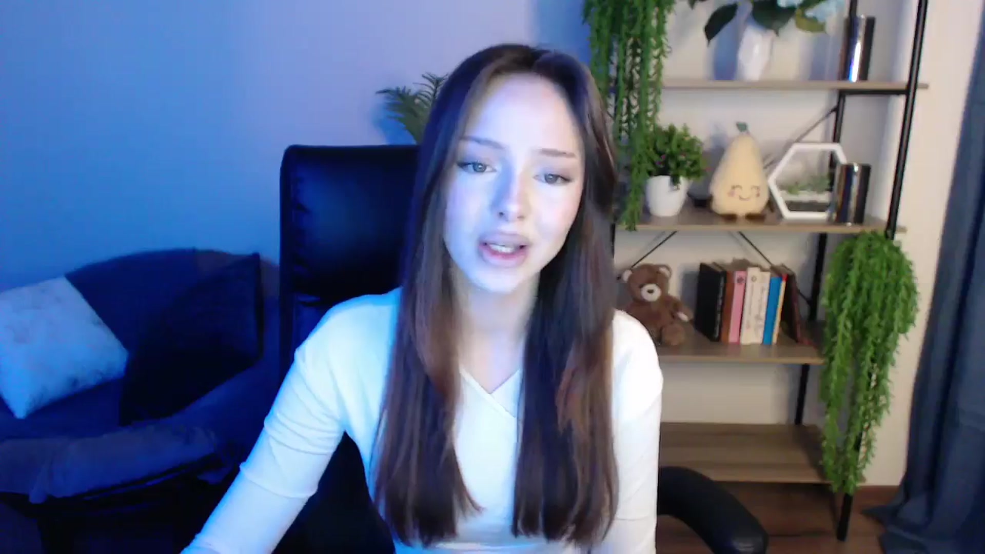 Gallery image thumbnail from KateManelli's myfreecams stream on, 03/04/2025, 09:50 image 7 of 20