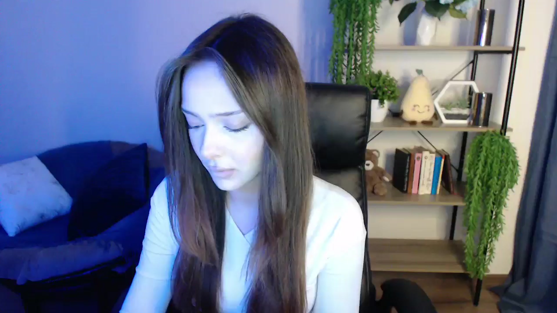 Gallery image thumbnail from KateManelli's myfreecams stream on, 03/04/2025, 09:50 image 1 of 20