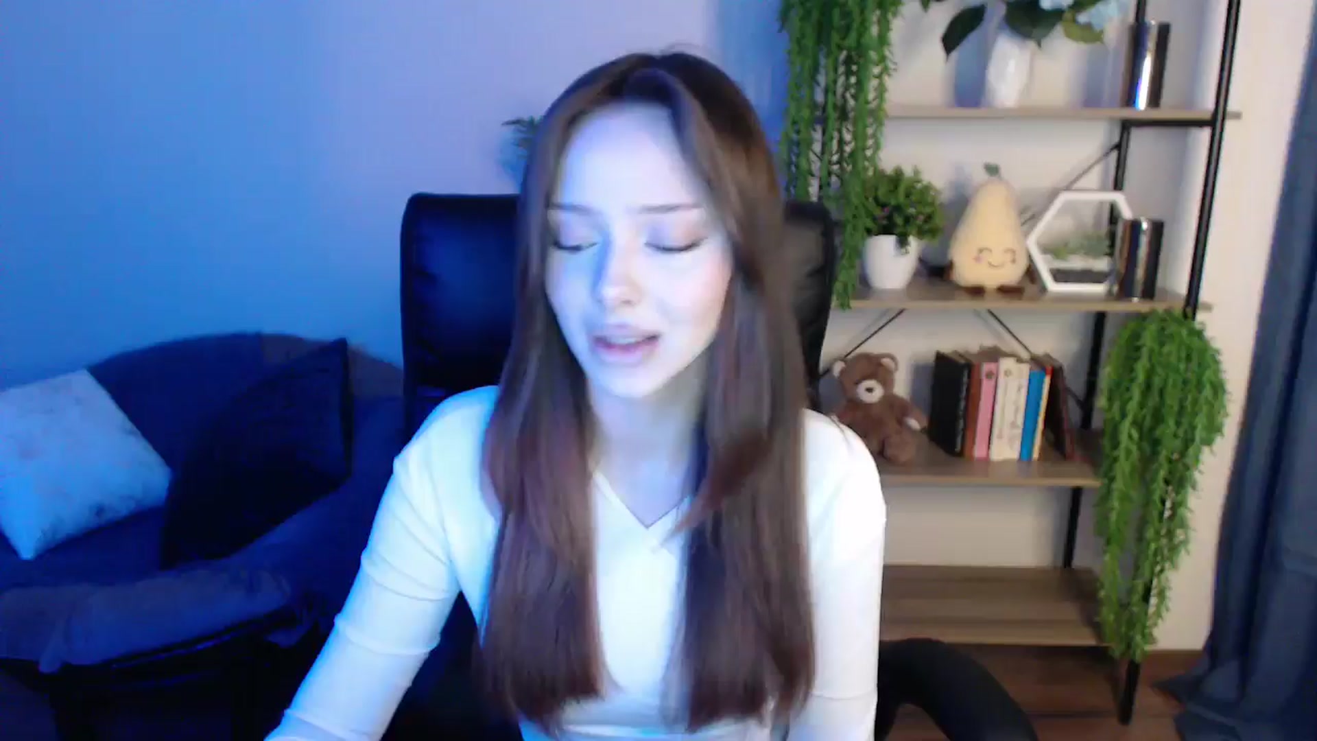 Gallery image thumbnail from KateManelli's myfreecams stream on, 03/04/2025, 09:50 image 8 of 20